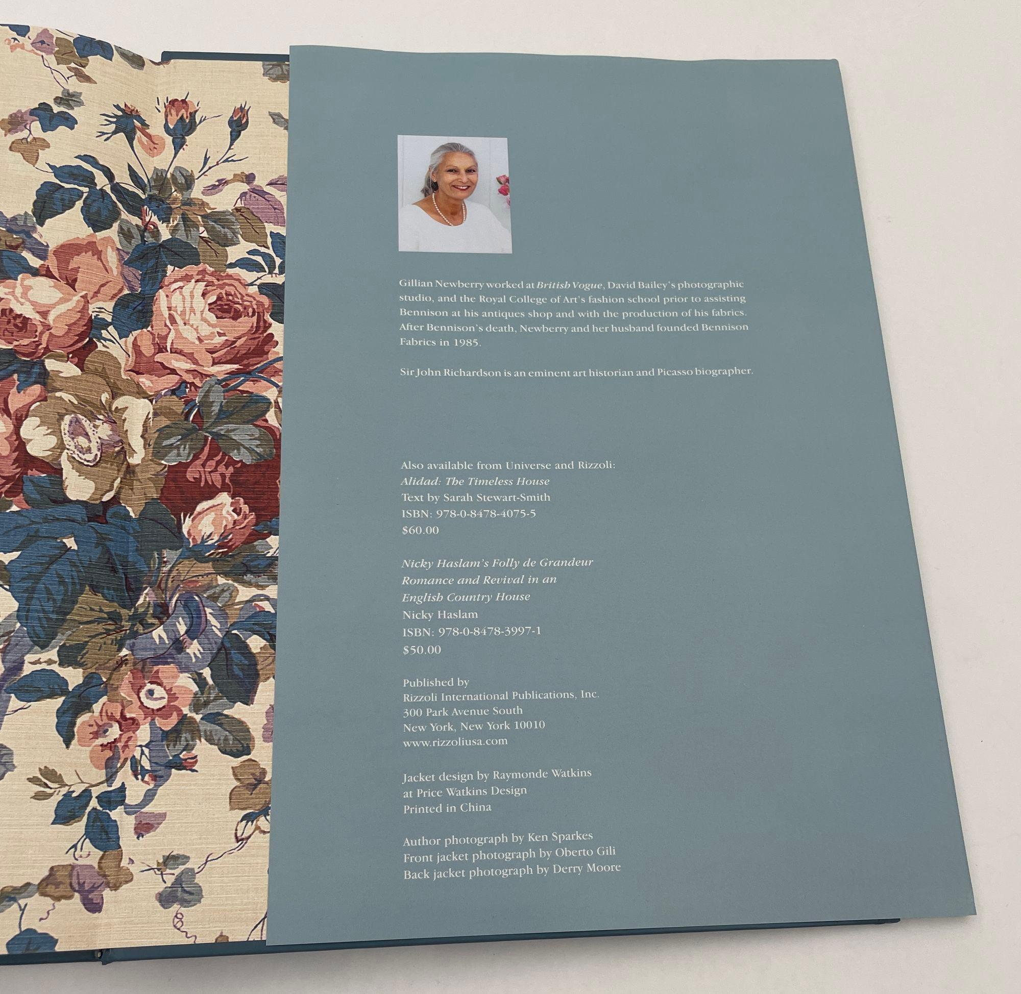 Papier Geoffrey Bennison Master Decorator par Gillian Newberry et Sir John Richardson en vente