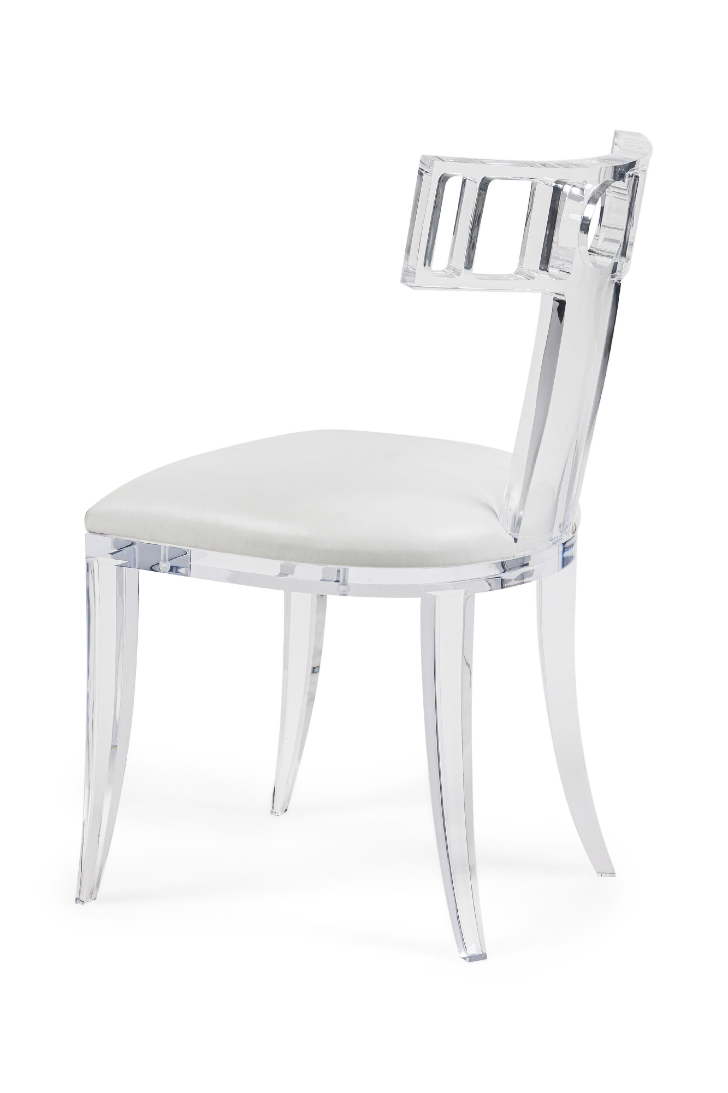 Américain GEOFFREY BRADFIELD American Contemporary Lucite Round Back Side Chair en vente