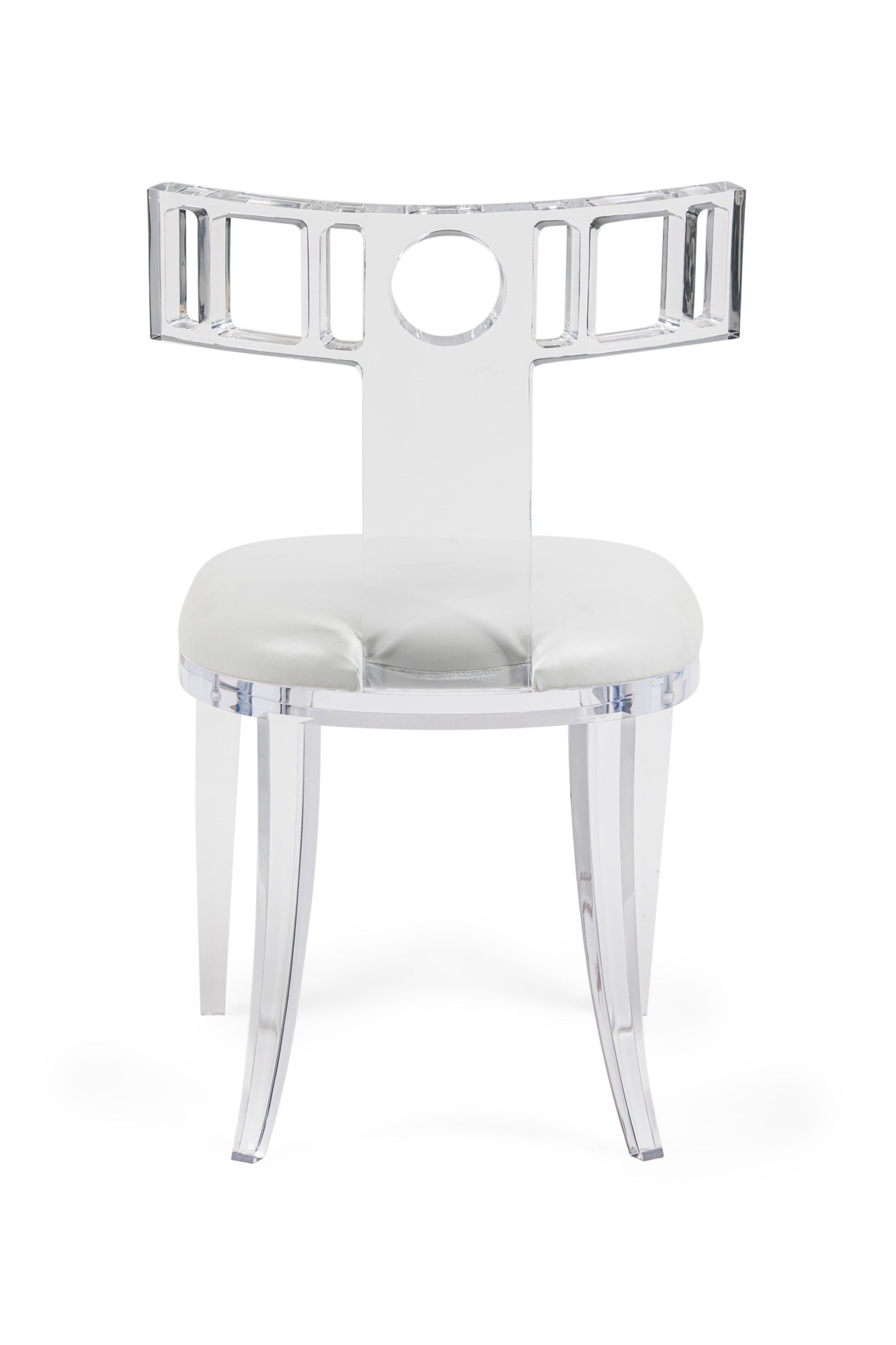 GEOFFREY BRADFIELD American Contemporary Lucite Round Back Side Chair Bon état - En vente à Queens, NY