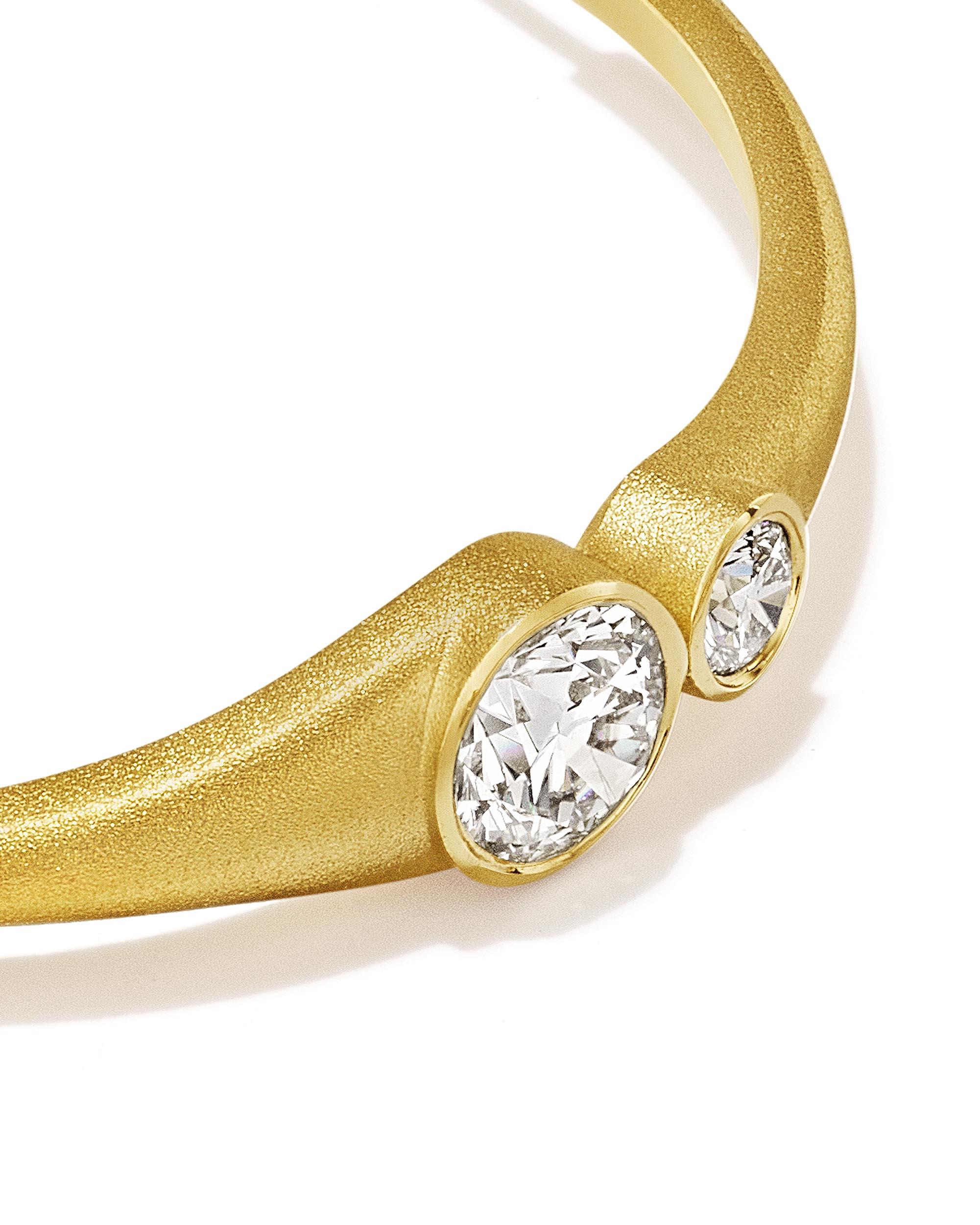 Brilliant Cut Geoffrey Good Galaxy Hoop Earrings in 18k Yellow Gold For Sale