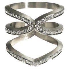 Geoffrey Good Harness Ring mit Diamanten