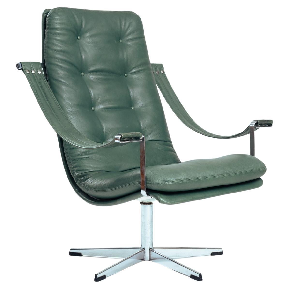 Geoffrey Harcourt Artifort lounge chair green leather, 1960 For Sale