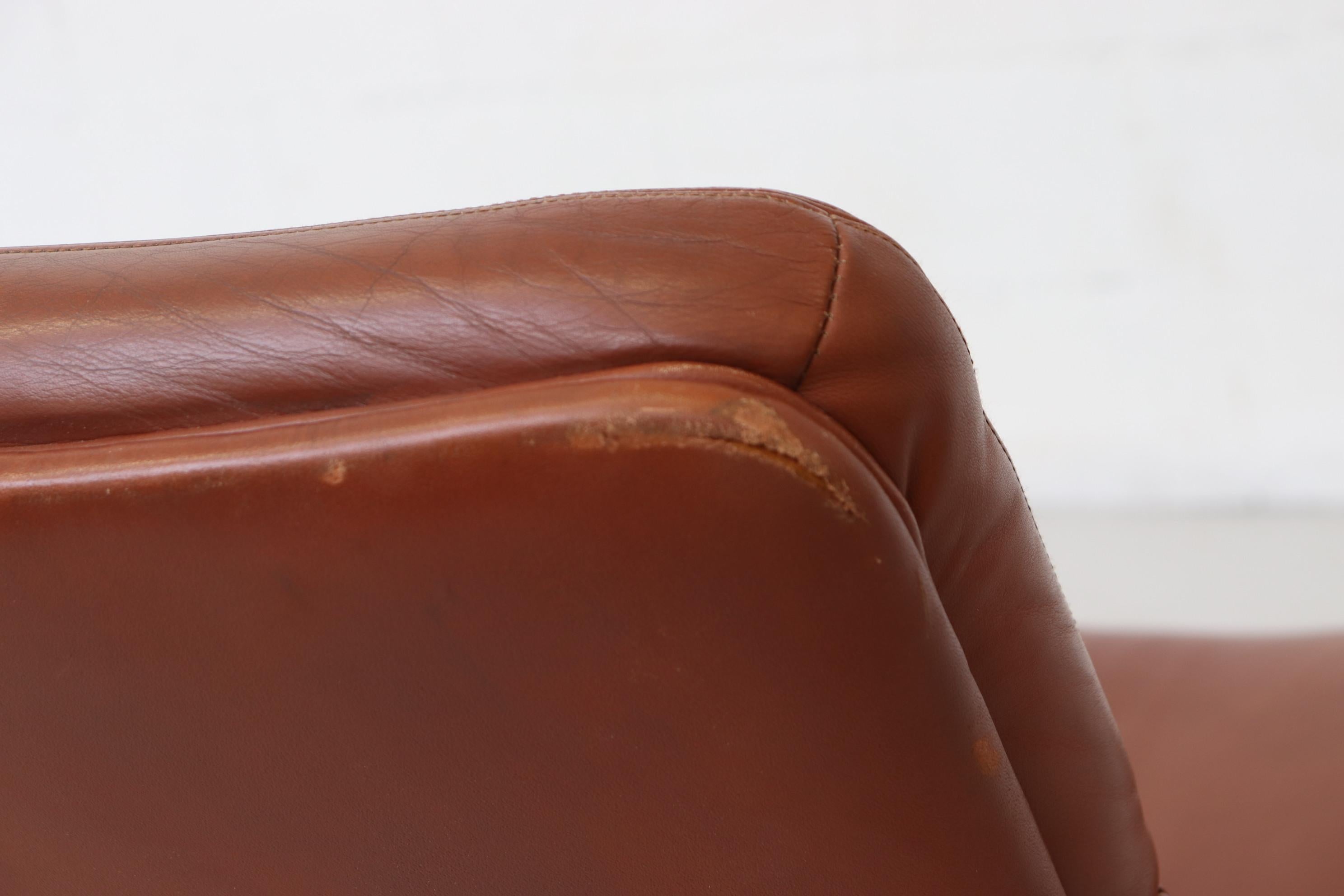 Geoffrey Harcourt F154 Leather Swivel Lounge Armchair 8