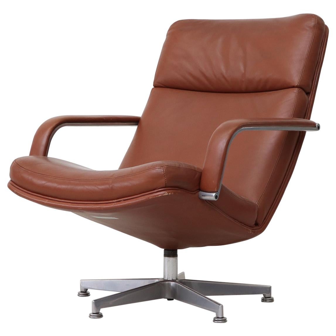 Geoffrey Harcourt F154 Leather Swivel Lounge Armchair