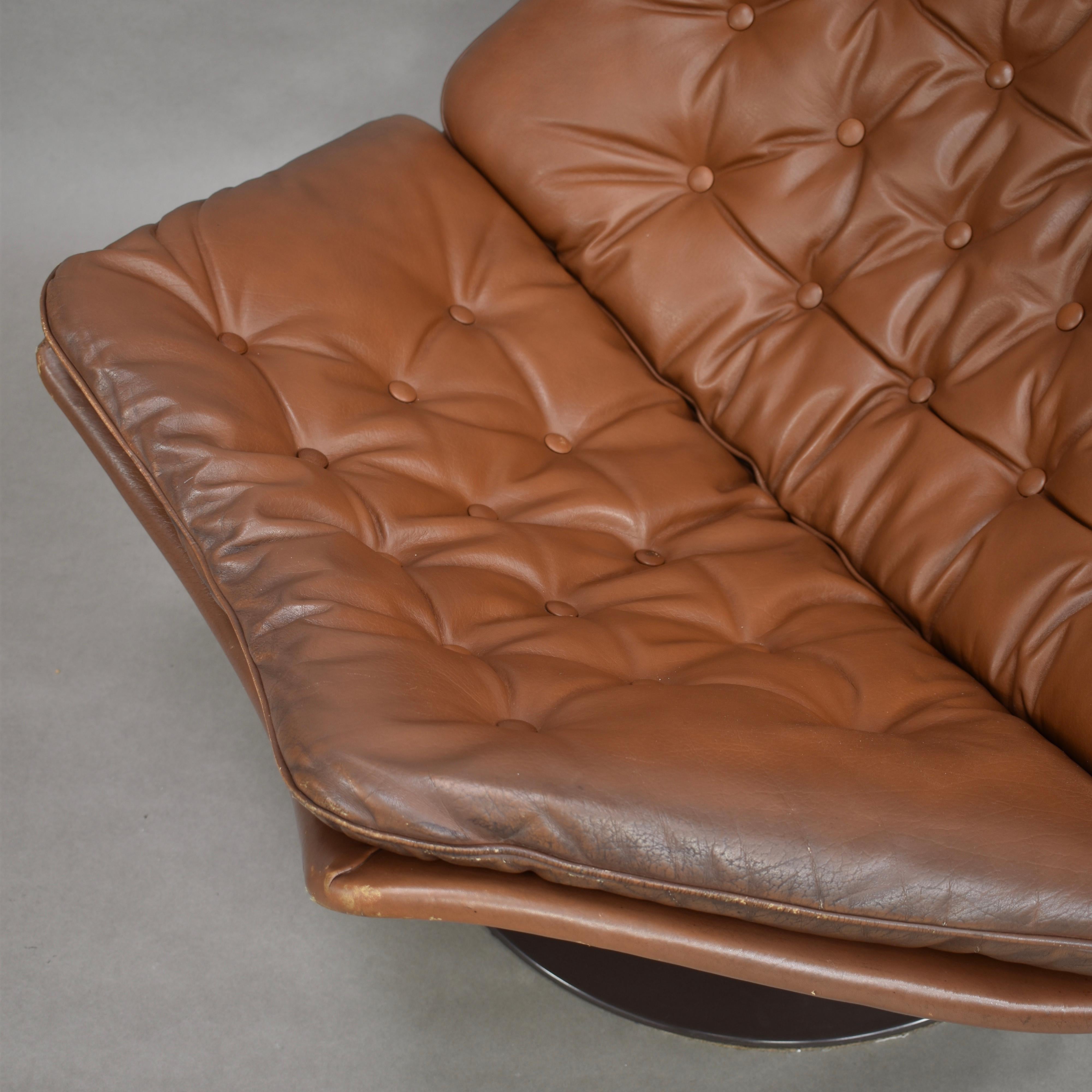 Geoffrey Harcourt F588 Artifort Swivel Lounge Chair in Tan Leather, 1967 9