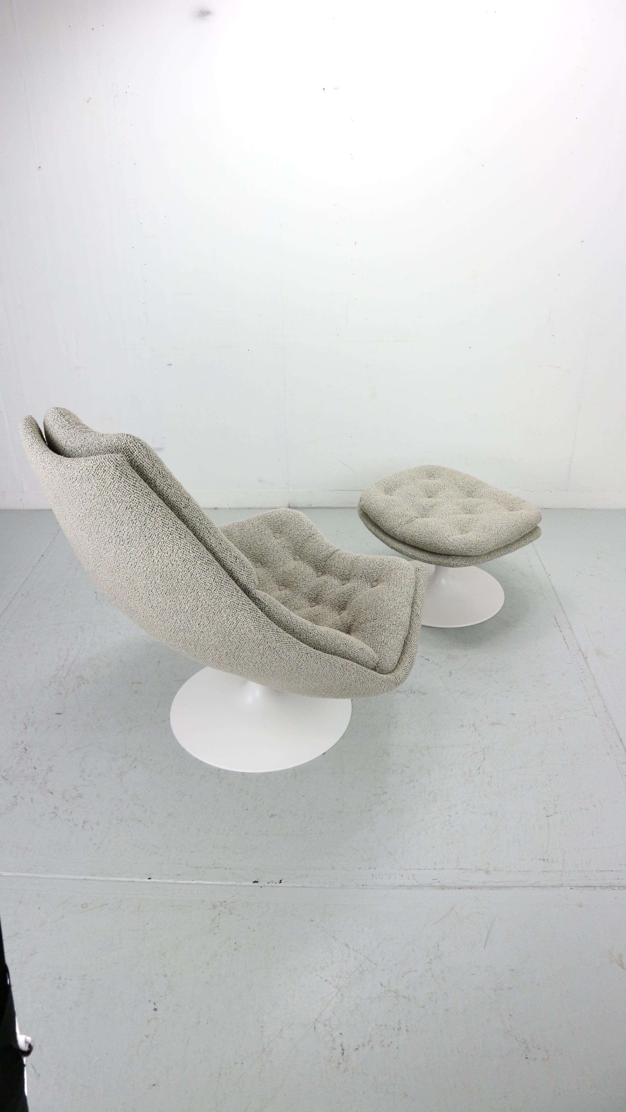Geoffrey Harcourt f588 lounge chair with ottoman in bouclé fabric by Artifort. 2