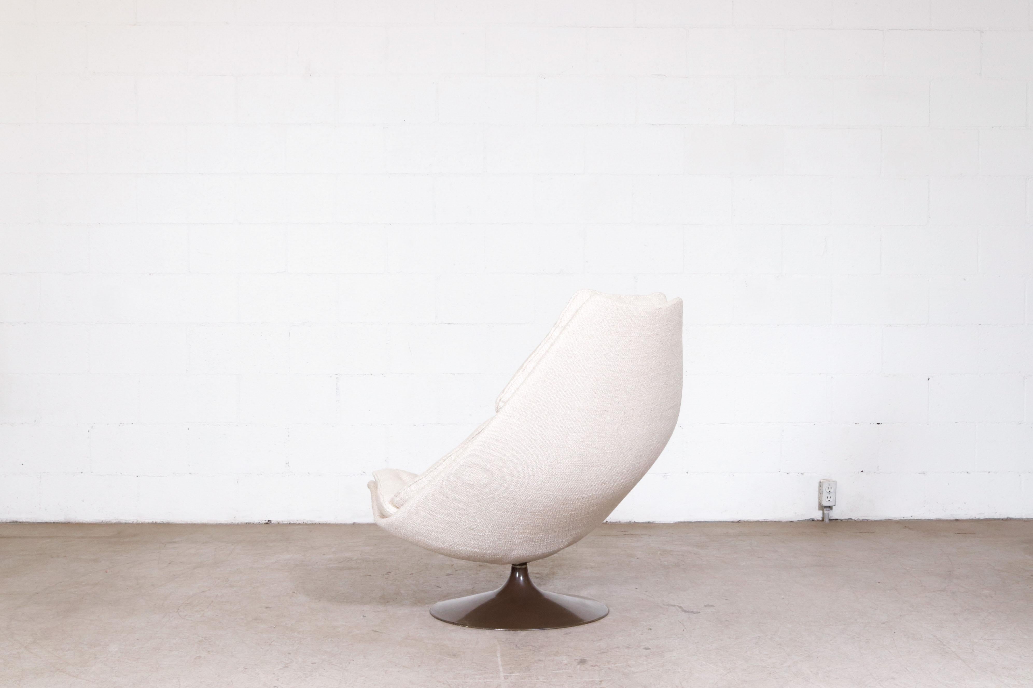 Dutch Geoffrey Harcourt 'F588' Swivel Lounge Chair