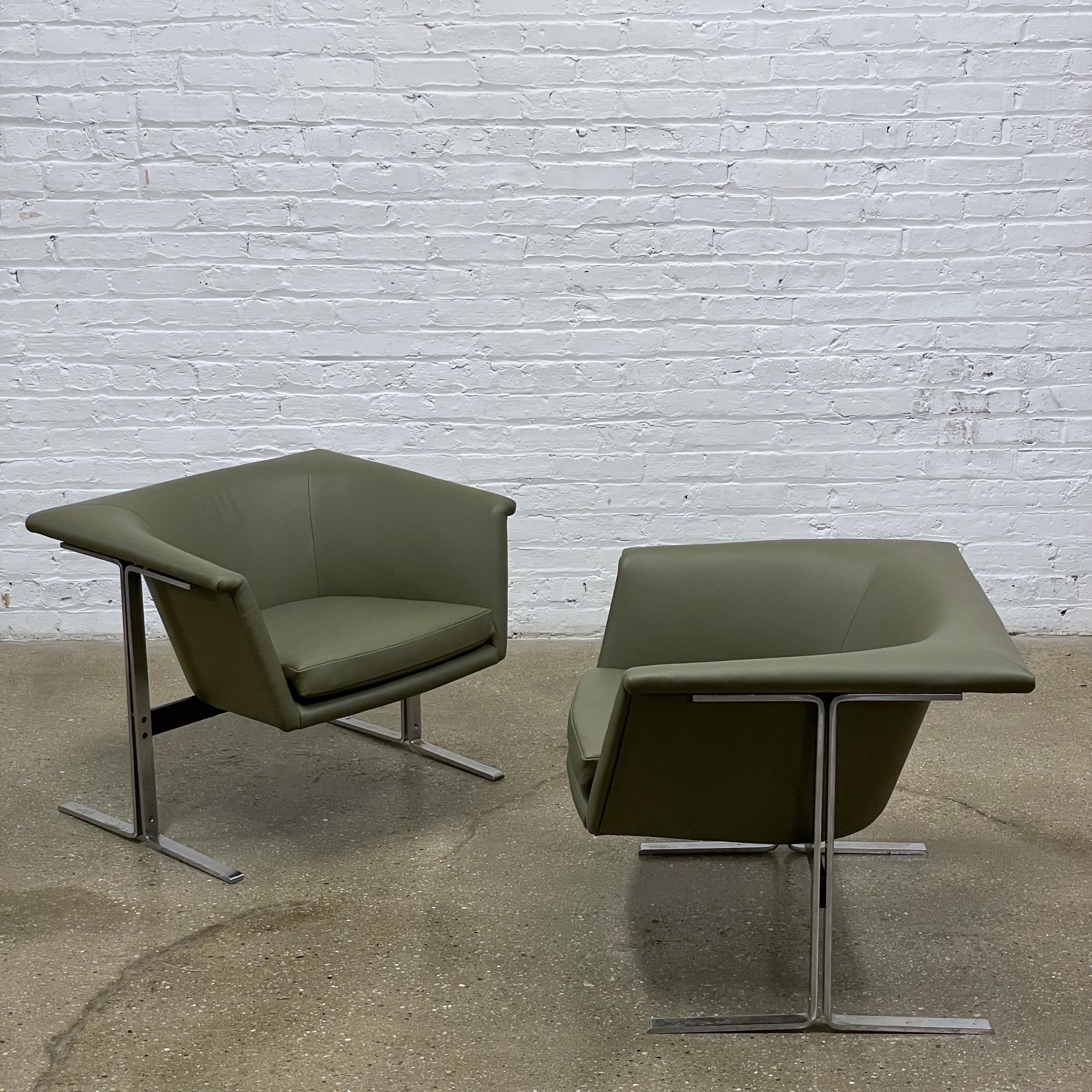 An iconic pair of Artifort Model 042 lounge chairs designed by Geoffrey Harcourt, circa 1960s.

These chairs were used in the conference room scene in Stanley Kubrick’s “2001: A Space Odyssey”. Supposedly these chairs were originally designed for