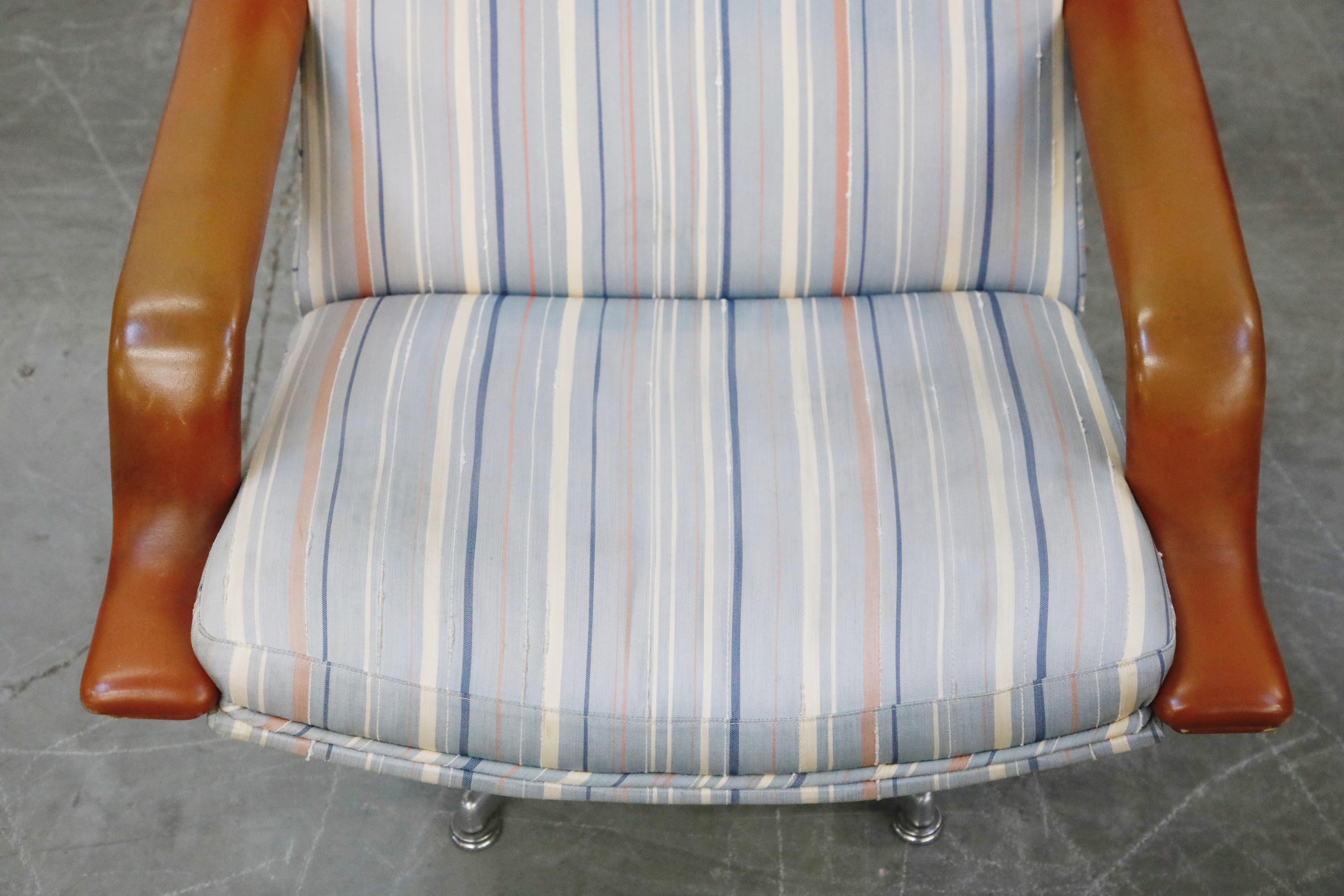 Geoffrey Harcourt for Artifort Model #F-140 Swivel Lounge Armchair, circa 1970s 4