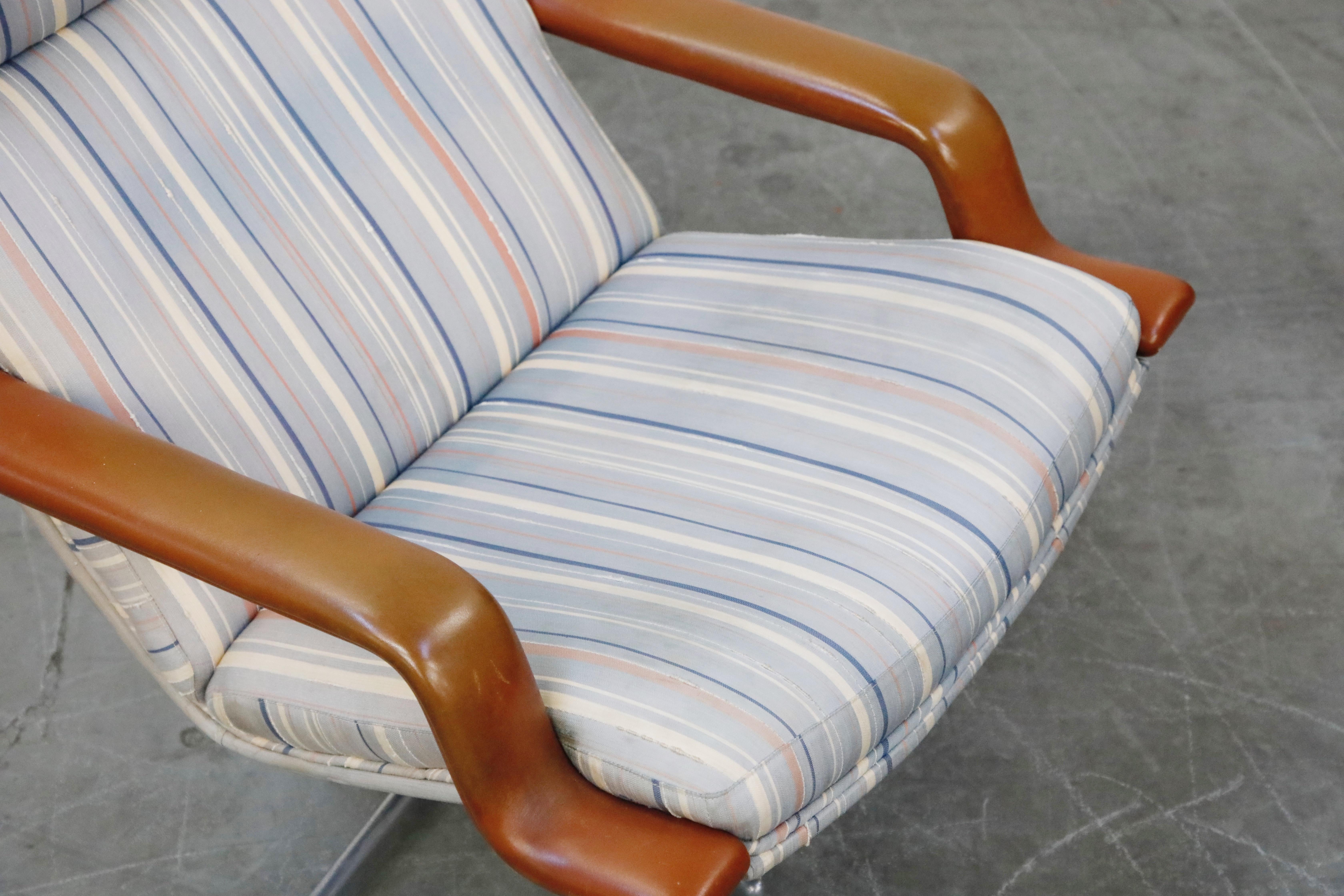 Geoffrey Harcourt for Artifort Model #F-140 Swivel Lounge Armchair, circa 1970s 7
