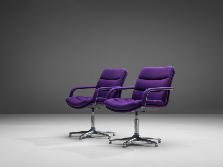 Dutch Geoffrey Harcourt for Artifort Pair of Swivel Office Chairs in Purple Upholstery For Sale