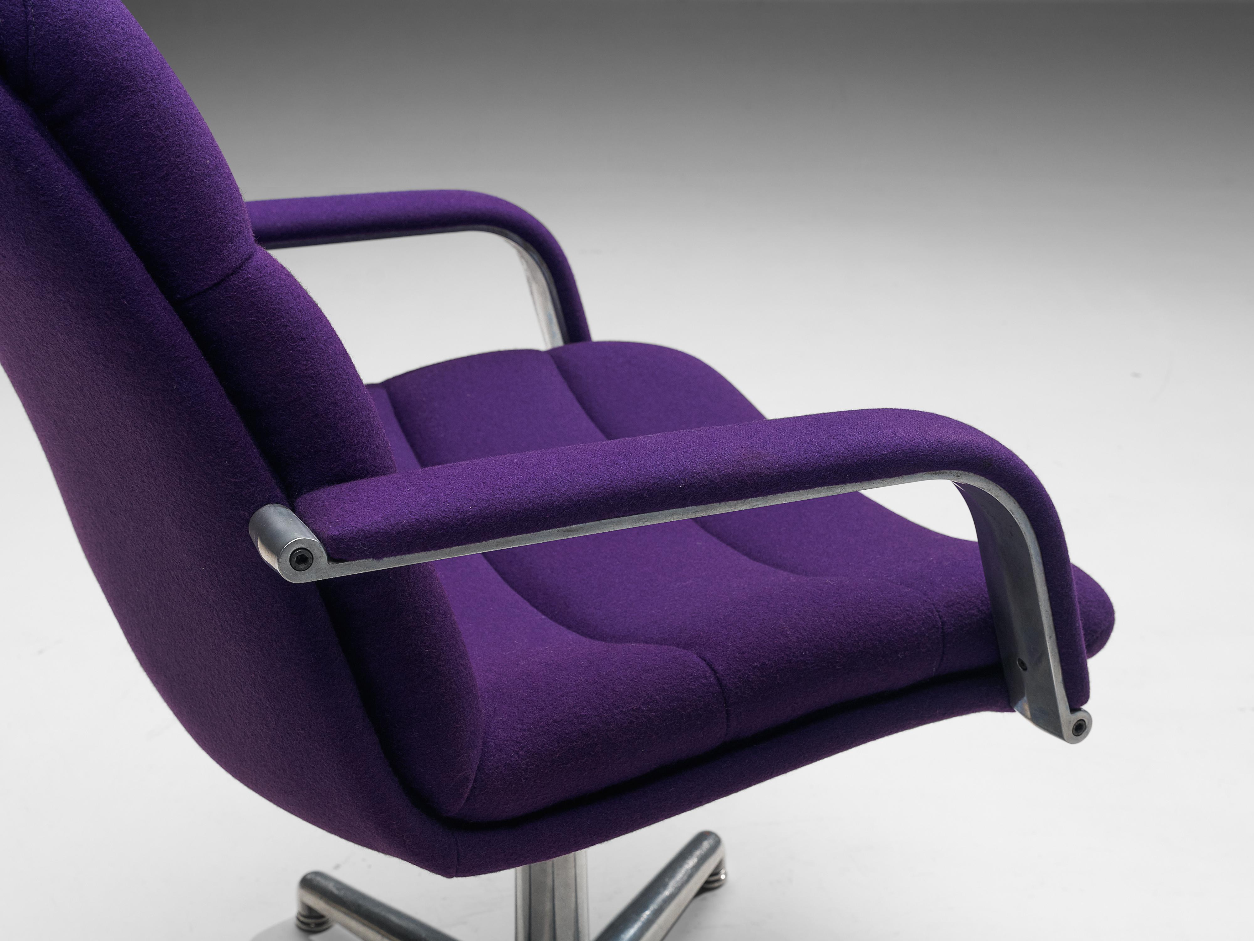 Dutch Geoffrey Harcourt for Artifort Pair of Swivel Office Chairs in Purple Upholstery