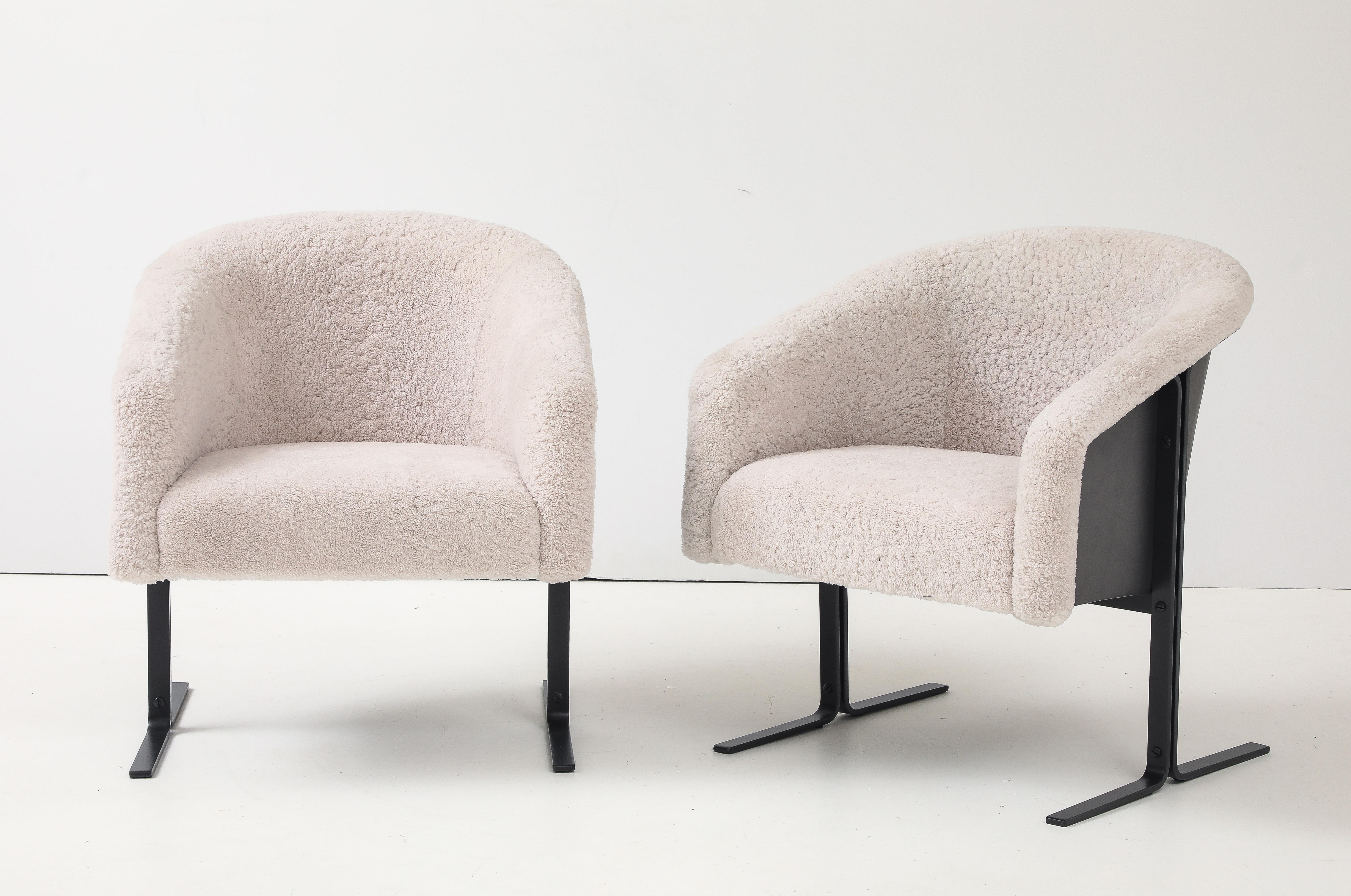 Geoffrey Harcourt Schafsfell, Bronze Stühle (Italienisch) im Angebot