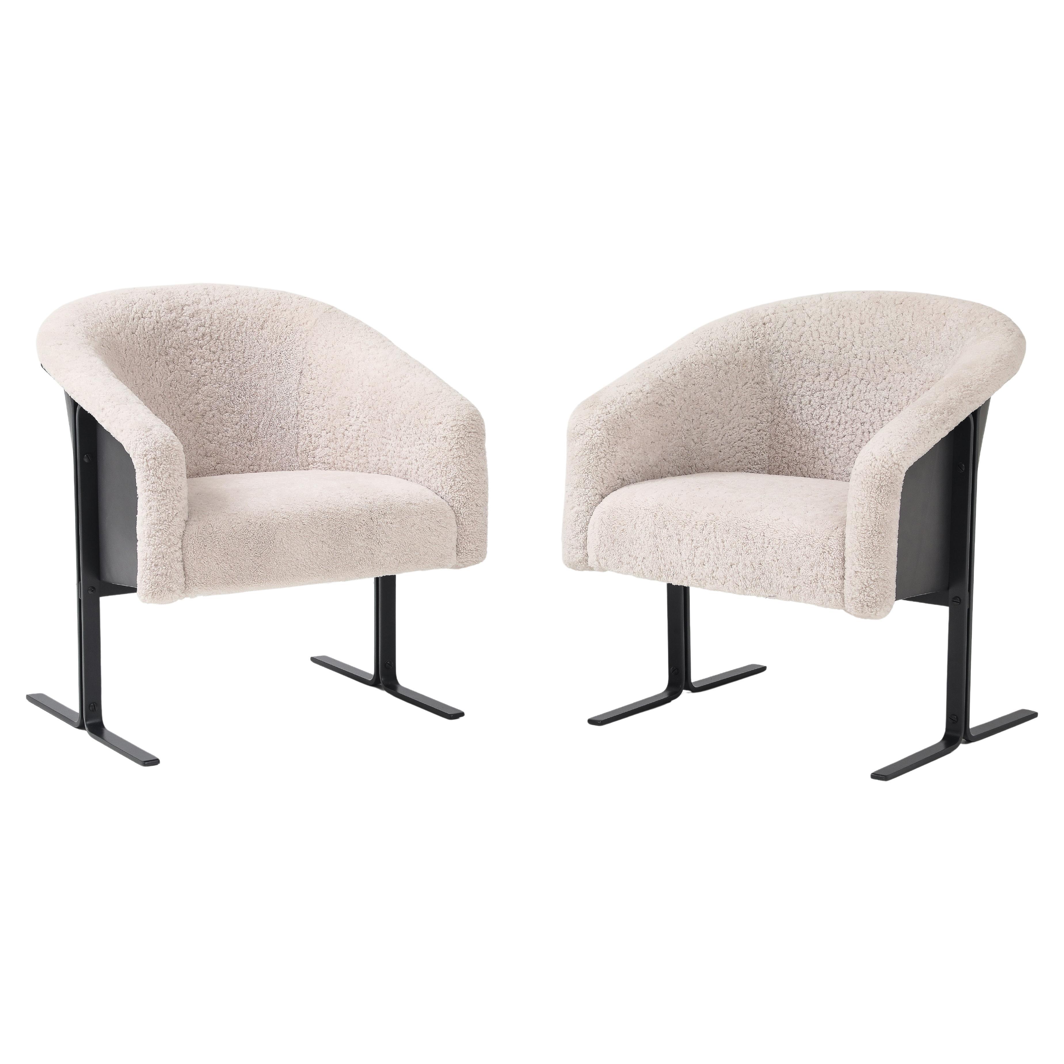 Geoffrey Harcourt Schafsfell, Bronze Stühle im Angebot