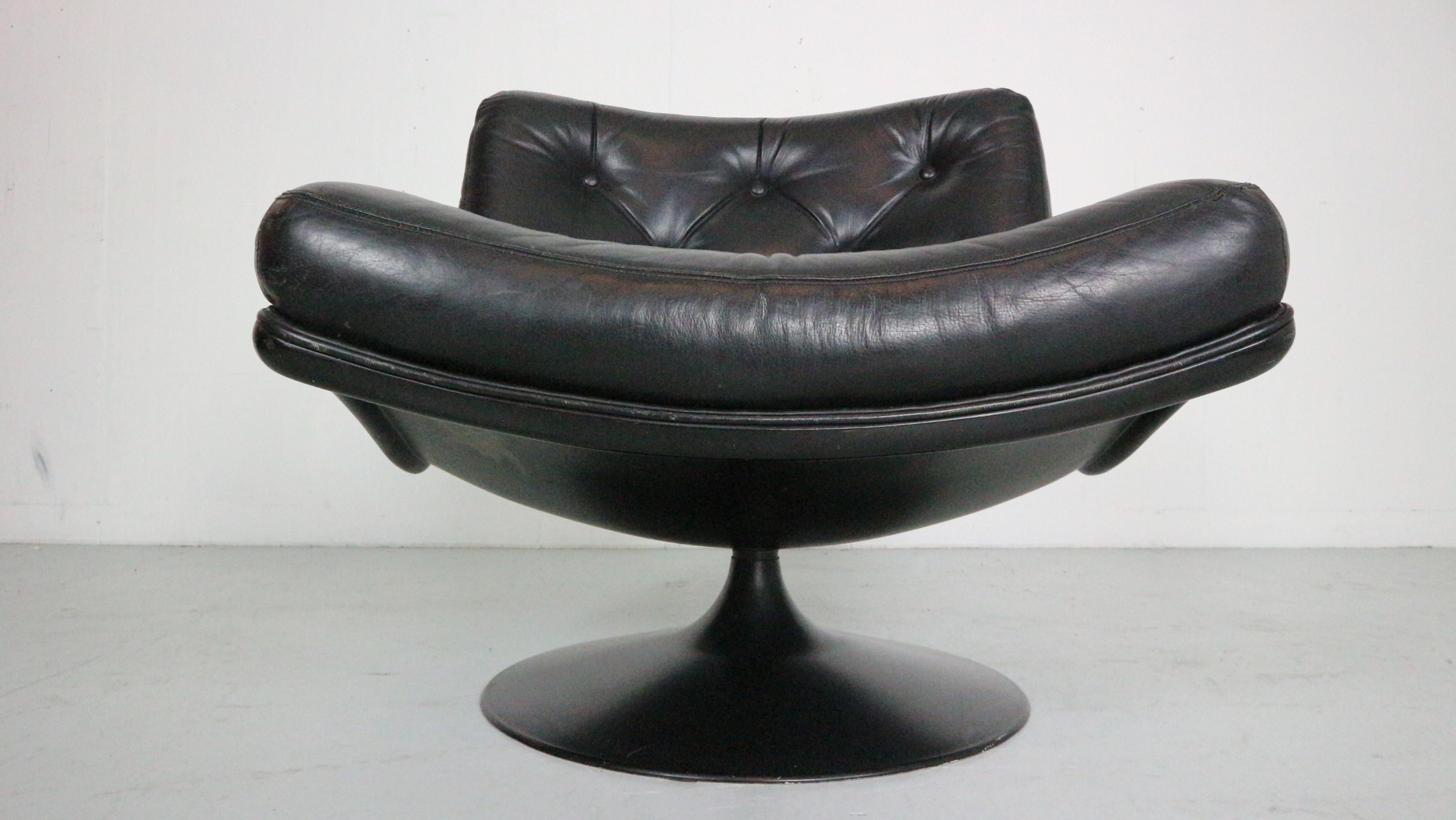 Mid-Century Modern Geoffrey Harcourt Swivel Black Leather Lounge Chair- 