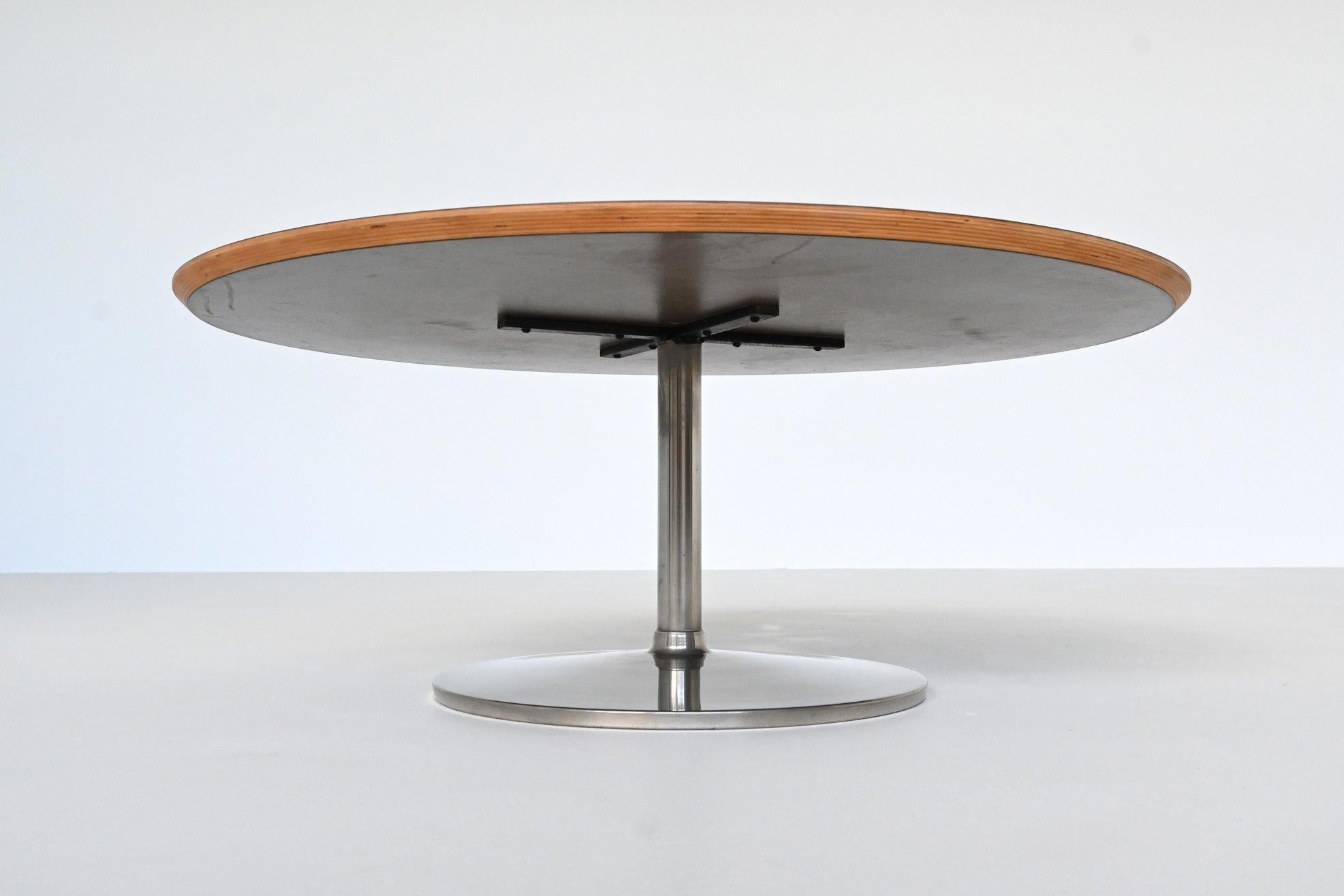Geoffrey Harcourt tulip coffee table Artifort The Netherlands 1970 5
