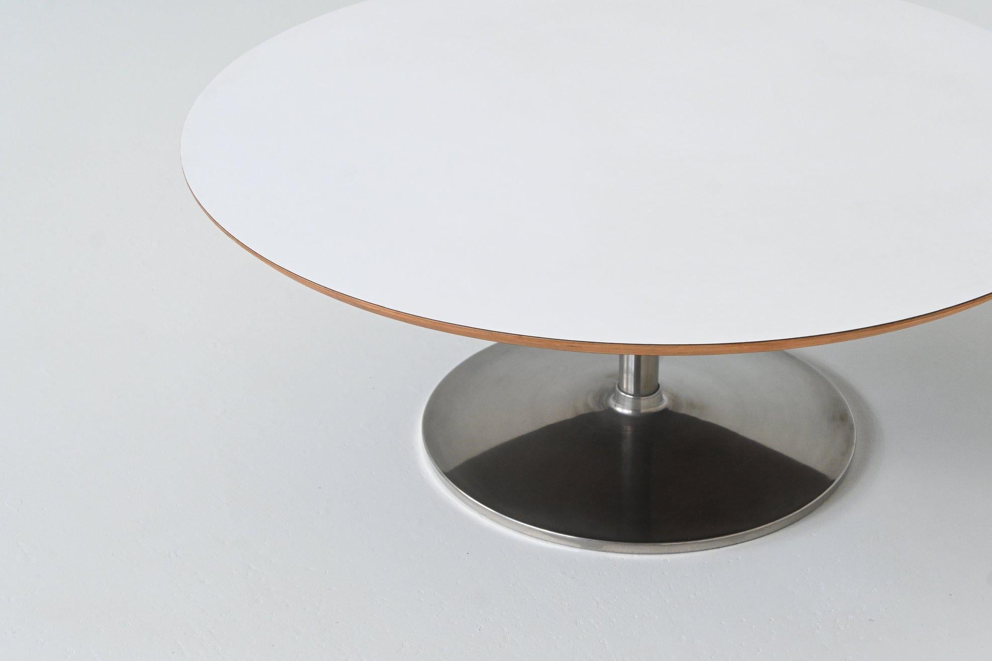 Mid-Century Modern Geoffrey Harcourt tulip coffee table Artifort The Netherlands 1970