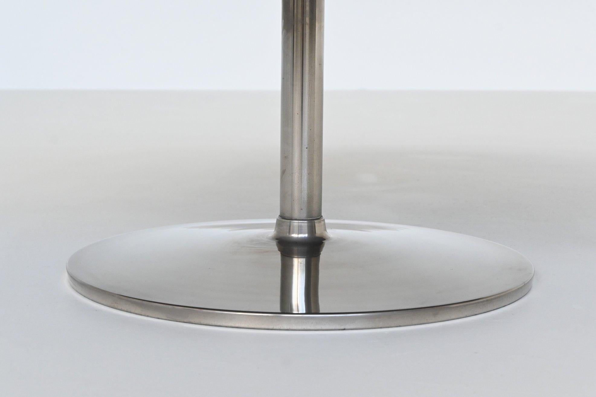 Geoffrey Harcourt tulip coffee table Artifort The Netherlands 1970 In Good Condition In Etten-Leur, NL