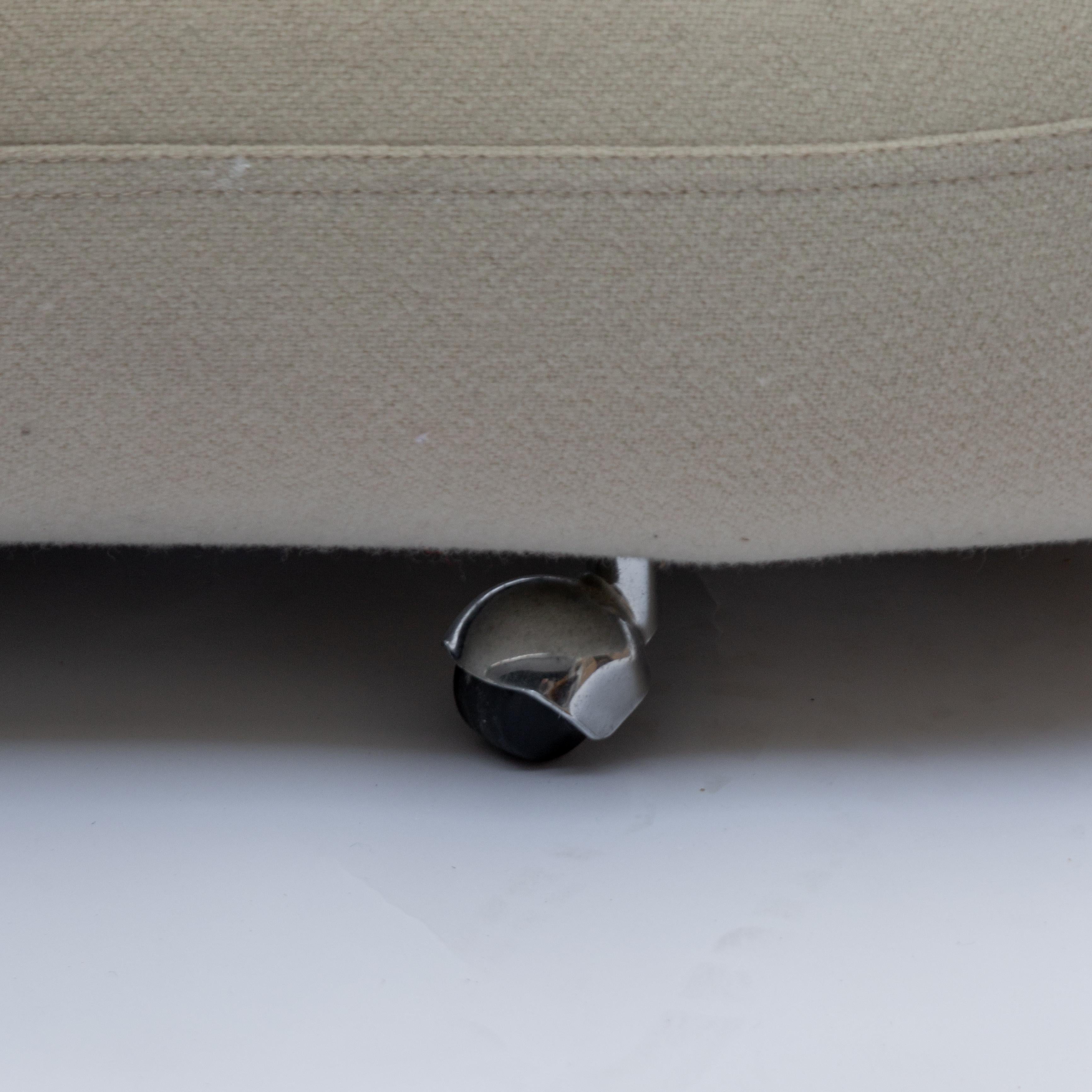 Geoffrey Harcourt's ikonische 1970er Cleopatra Chaise Lounge von Artifort im Zustand „Gut“ im Angebot in Hilversum, NL