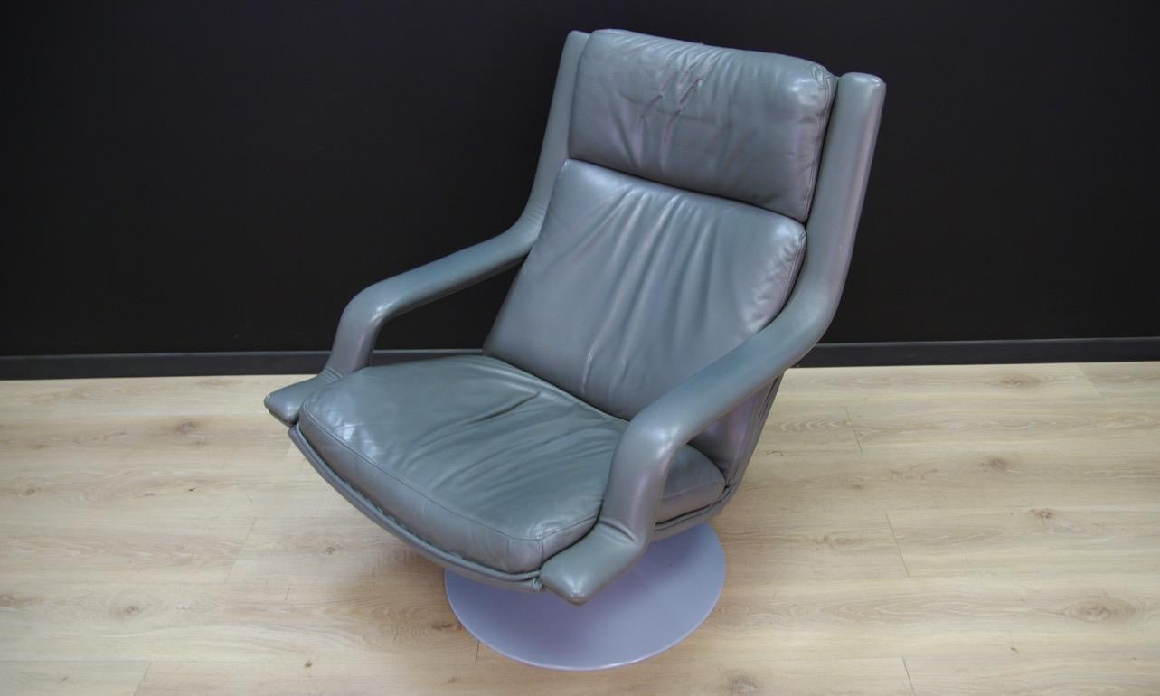 Other Geoffrey Hartocourt Scandinavian Design Armchair Gray Leather, 1970s For Sale