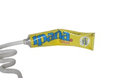 Fluoruro de ipana, escultura pop art de resina de Geoffrey Rose