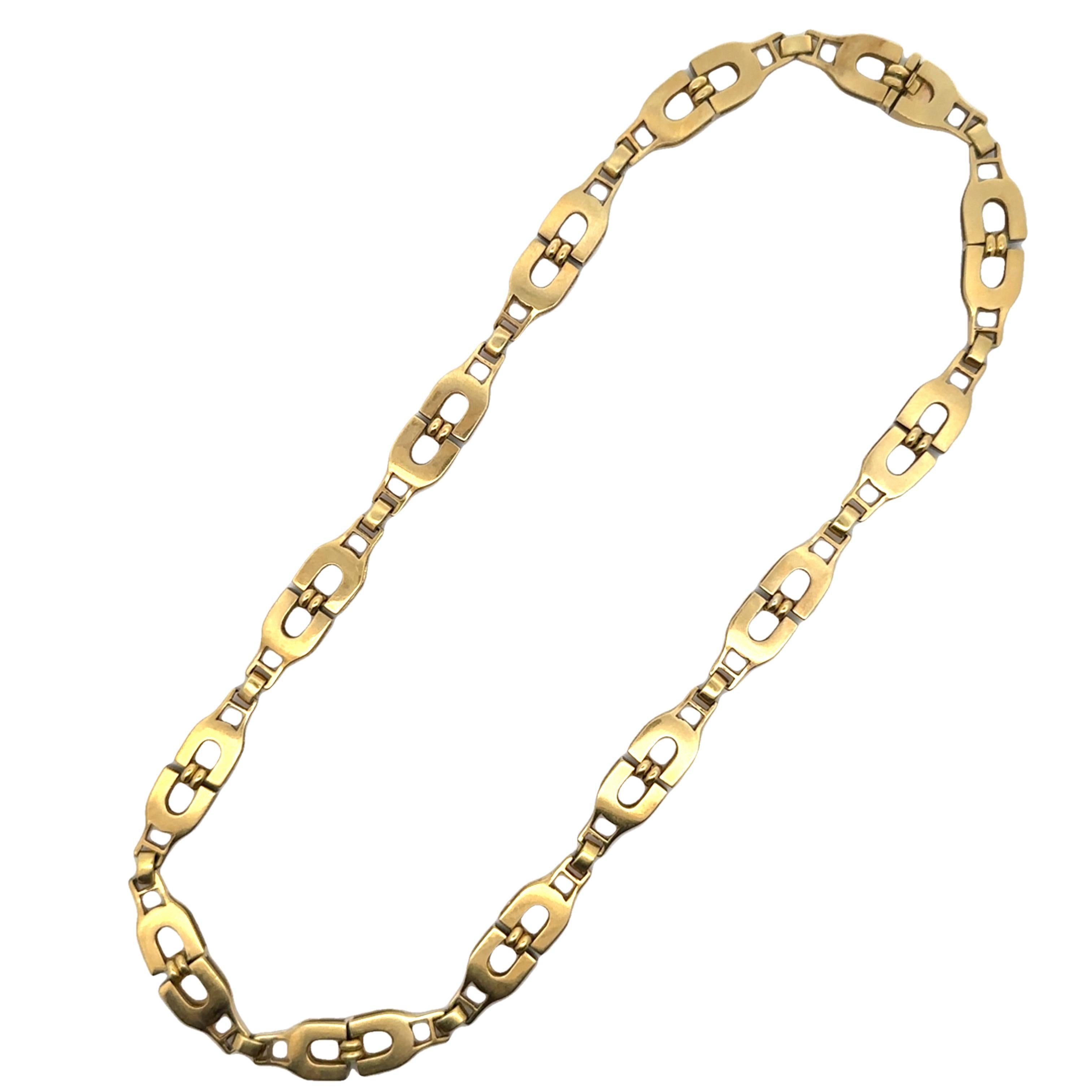 Collana geometrica in oro giallo 18k In condizioni ottime in vendita a Aventura, FL