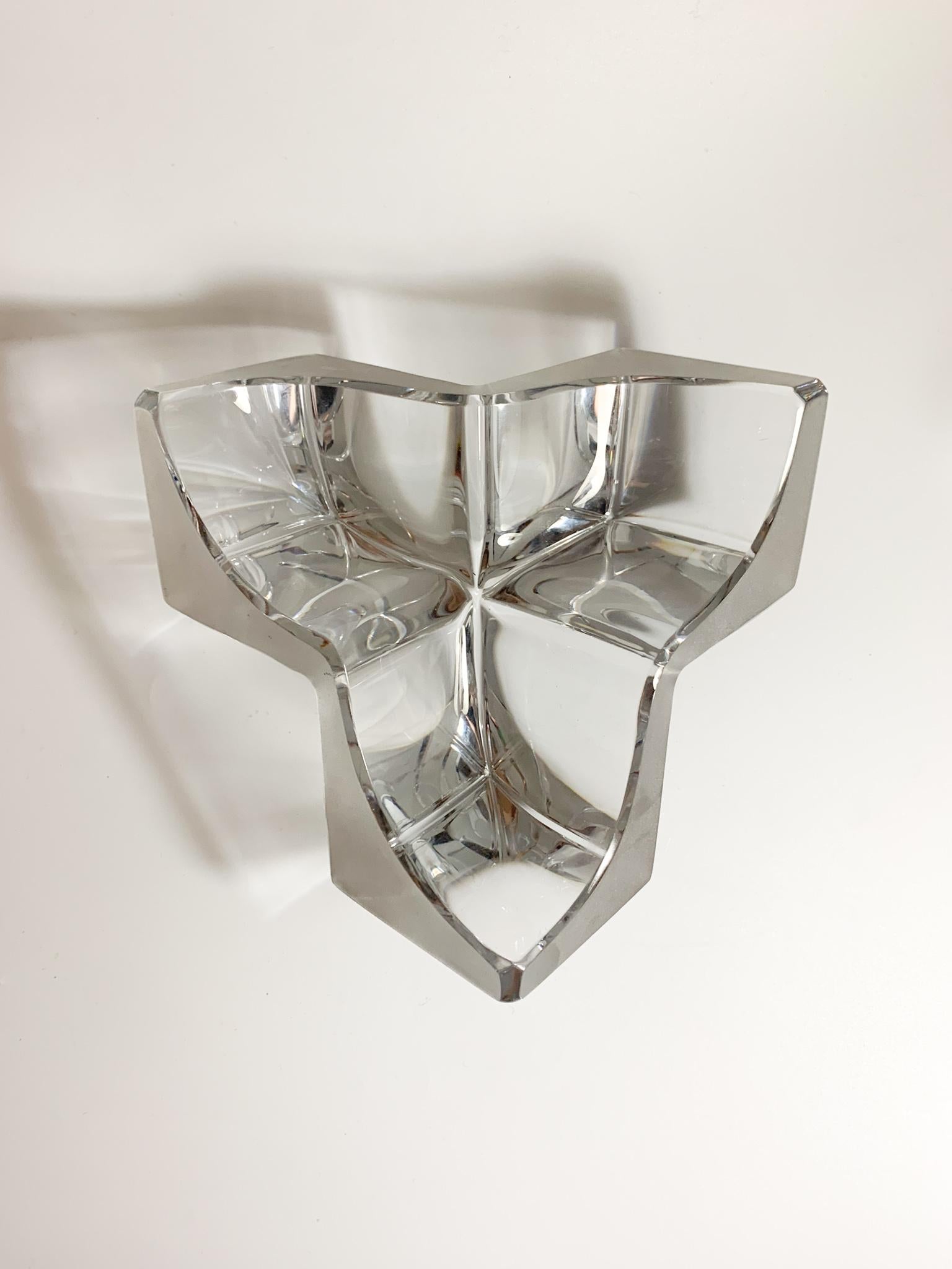 Geometric Abstract Sculpture in Transparent Crystal by Daum from the, 70s 3