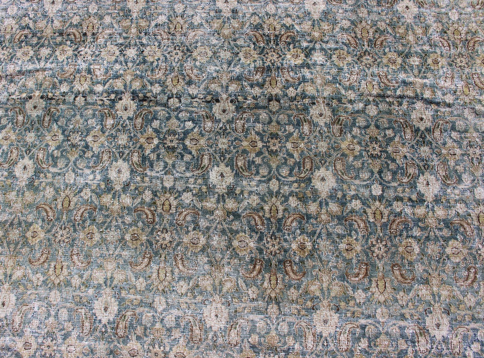 Antiker persischer Khorasan-Teppich mit Herati-Muster in Blau, Hellgrau & Braun im Angebot 4