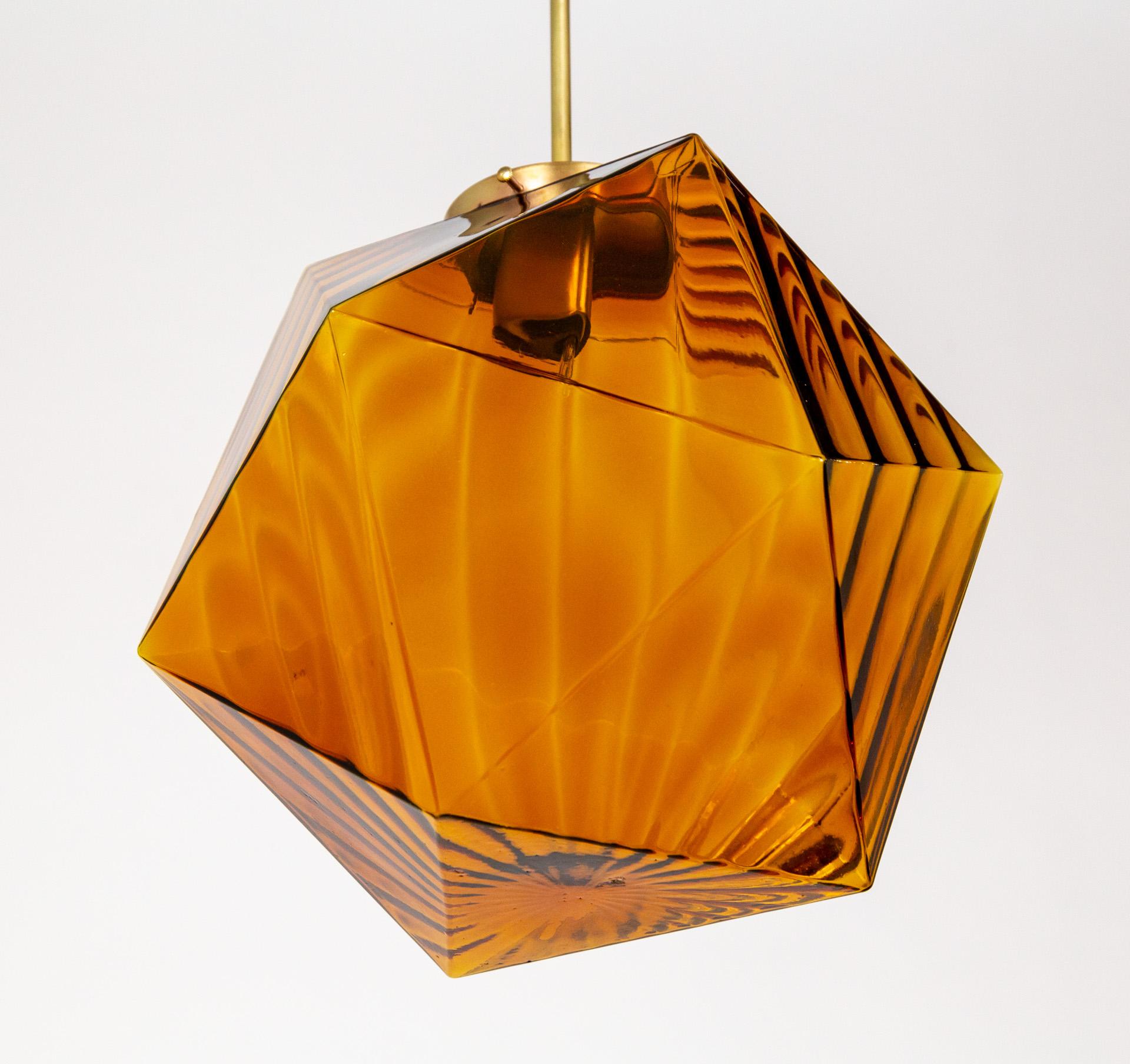 Geometrische Bernstein-Orange-Glas-Pendelleuchte im Zustand „Gut“ im Angebot in San Francisco, CA
