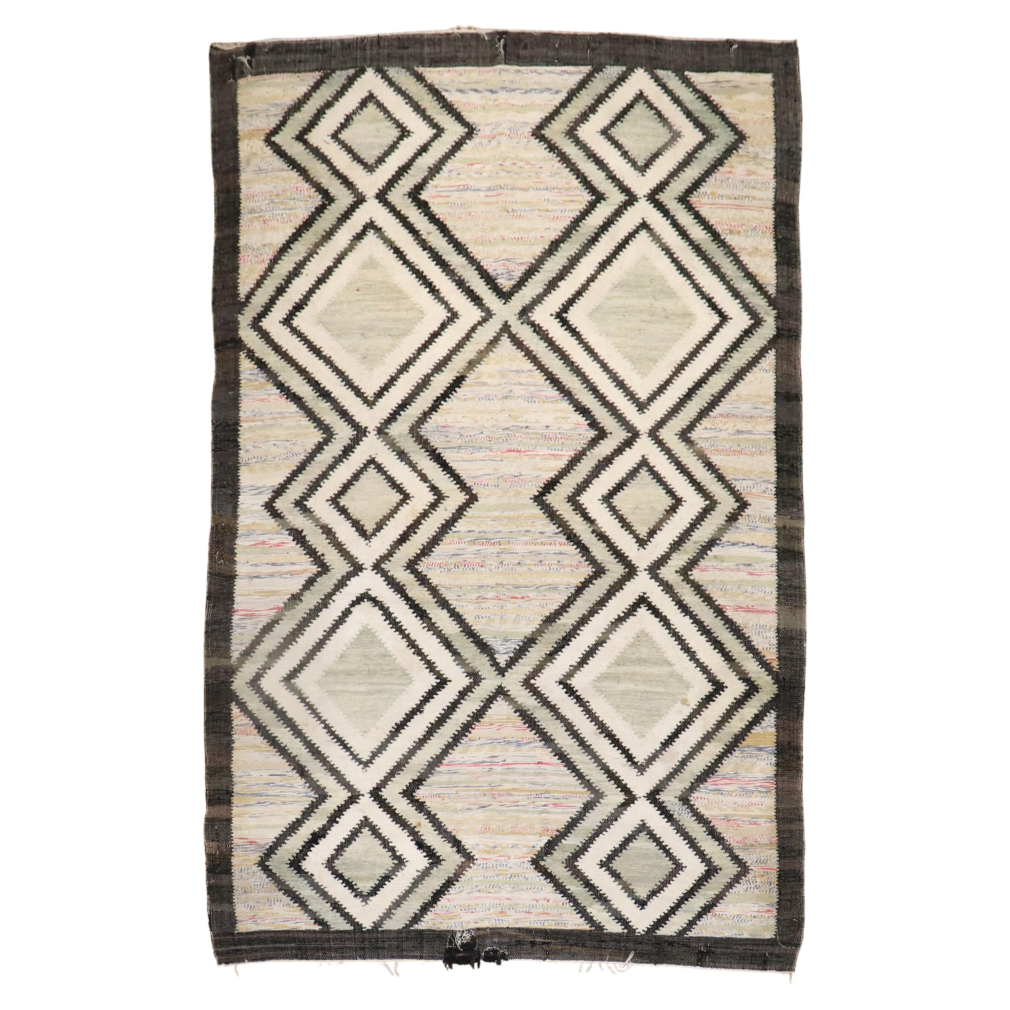 Geometric American Braid Rug