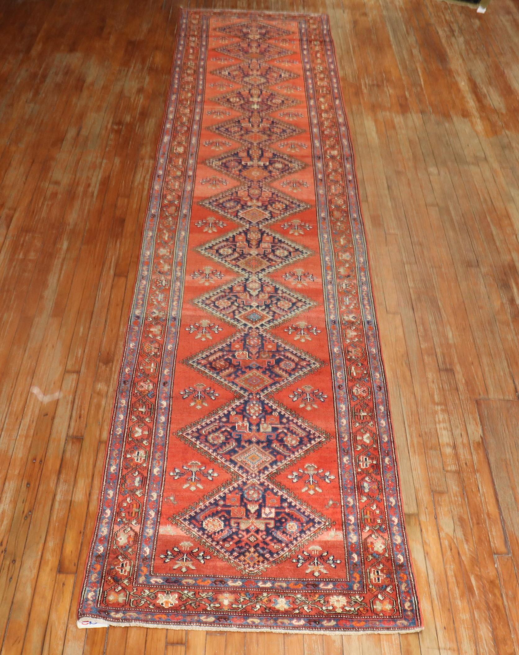 Geometric Antique Persian Malayer Runner In Excellent Condition For Sale In New York, NY
