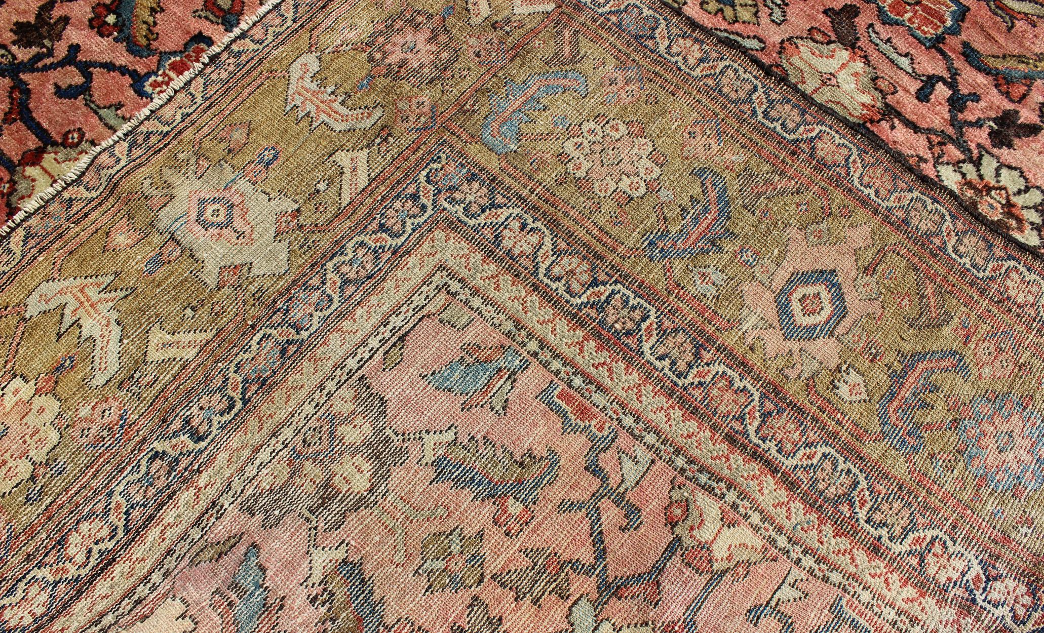   Antique Persian Sultanabad Colorful Rug With All-Over Design in salmon & Gold For Sale 2