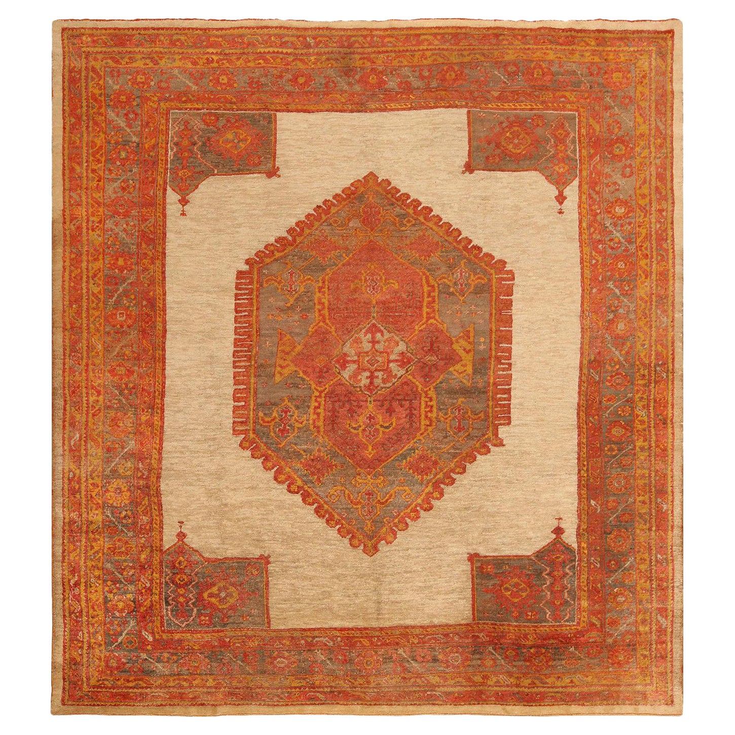 Geometrischer antiker türkischer Oushak-Angorateppich im Angebot