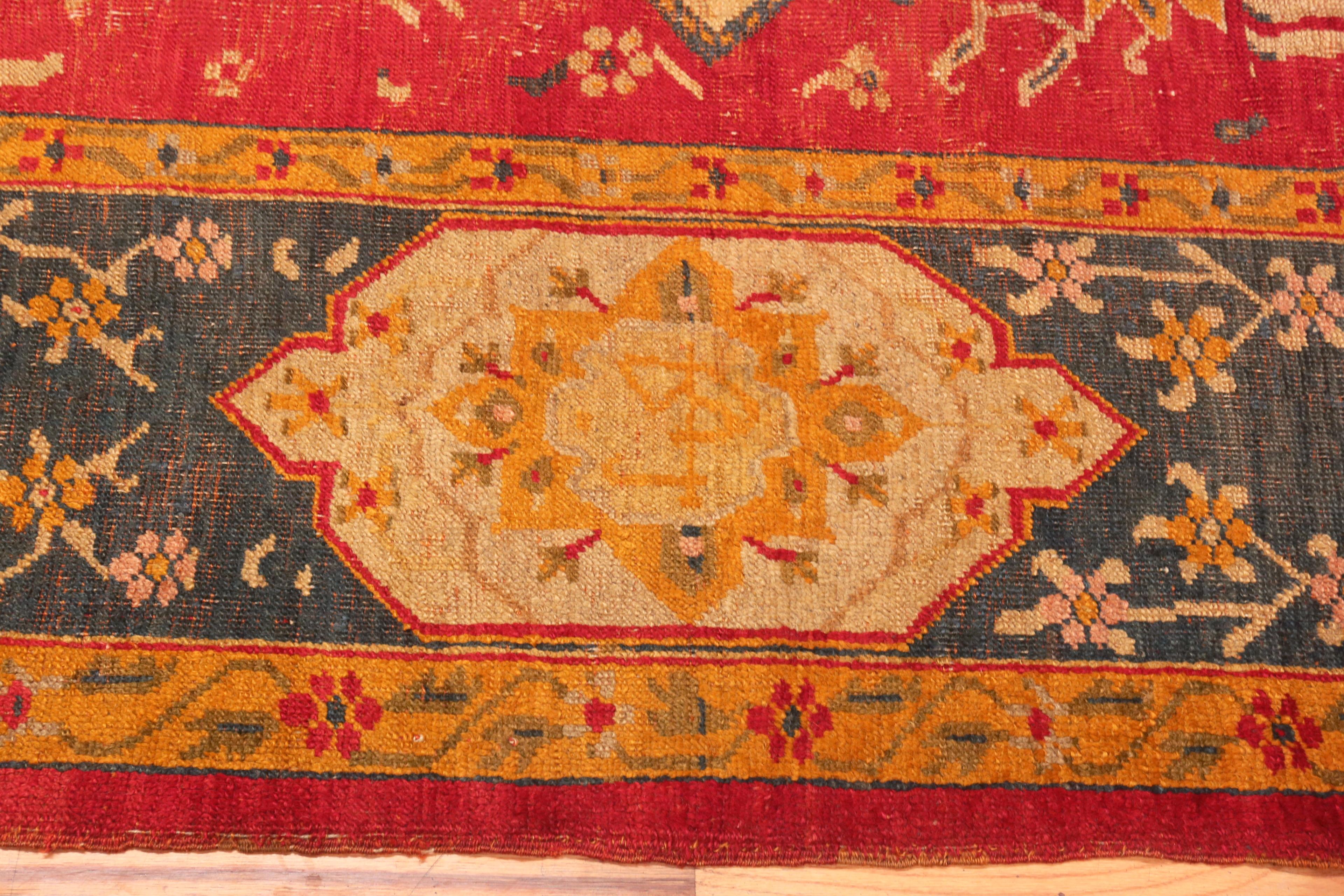 Antique Turkish Oushak Rug. Size: 12 ft x 14 ft 3 in In Good Condition In New York, NY