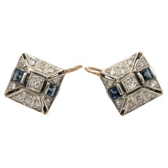 Boucles d'oreilles géométriques Art déco avec diamants et saphirs, Autriche-Hongrie.