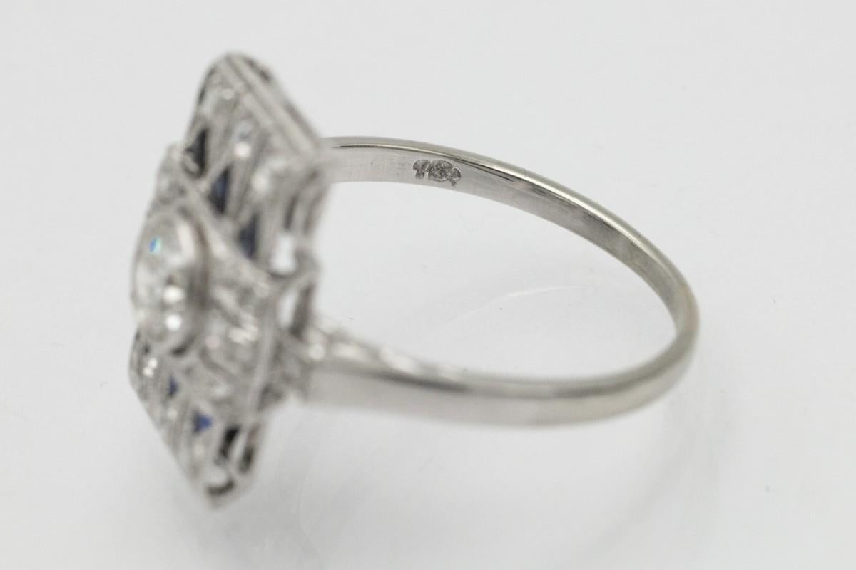 Geometric Art Deco ring with Old European diamonds and sapphires For Sale 1