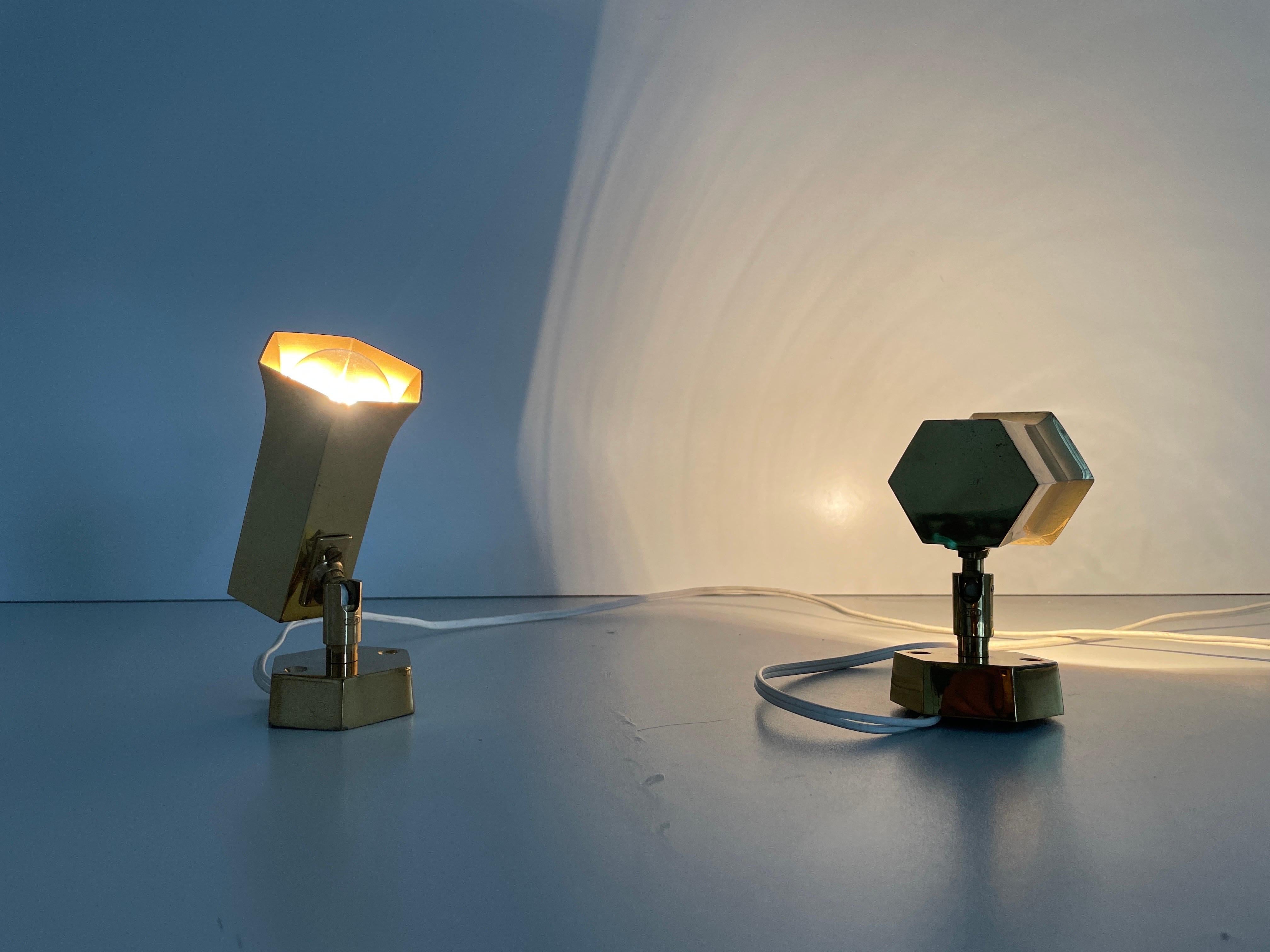 Coppia di lampade geometriche in ottone di Schröder, anni '60, Germania in vendita 4