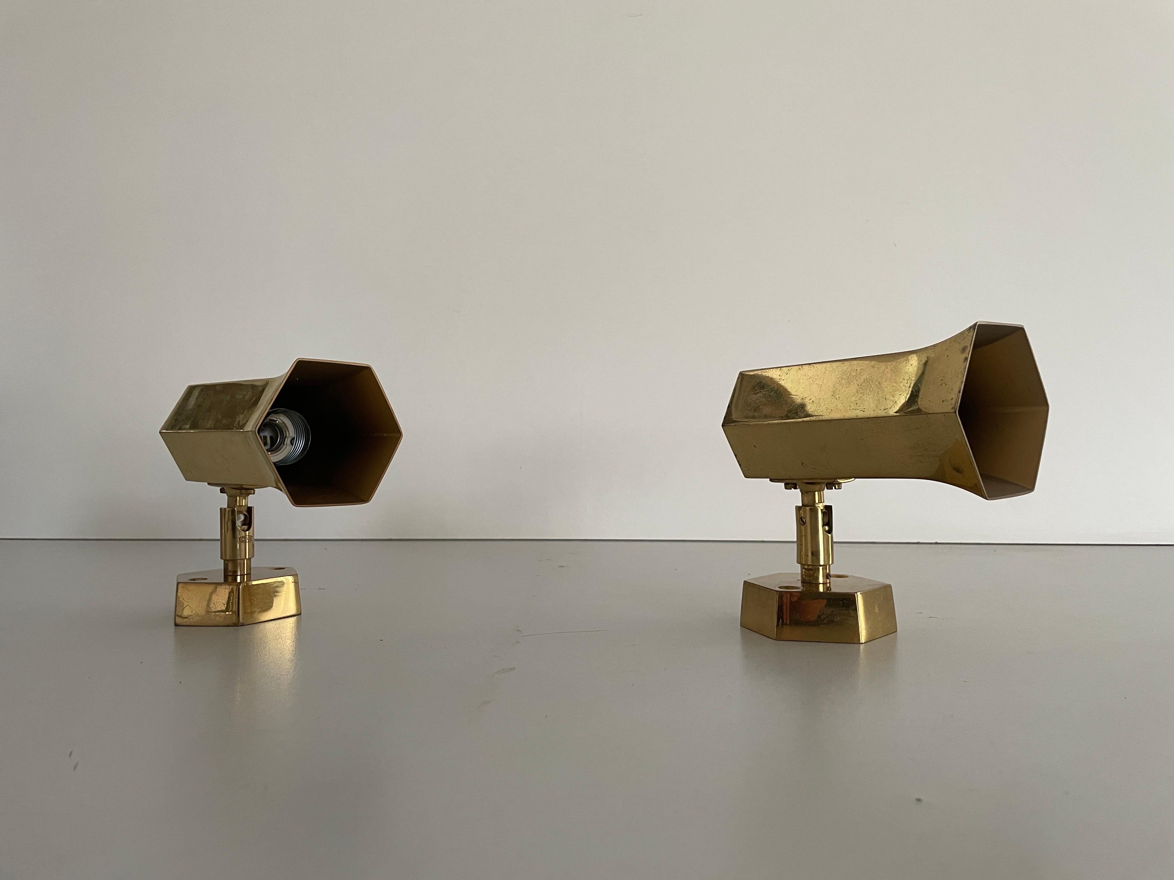 Tedesco Coppia di lampade geometriche in ottone di Schröder, anni '60, Germania in vendita