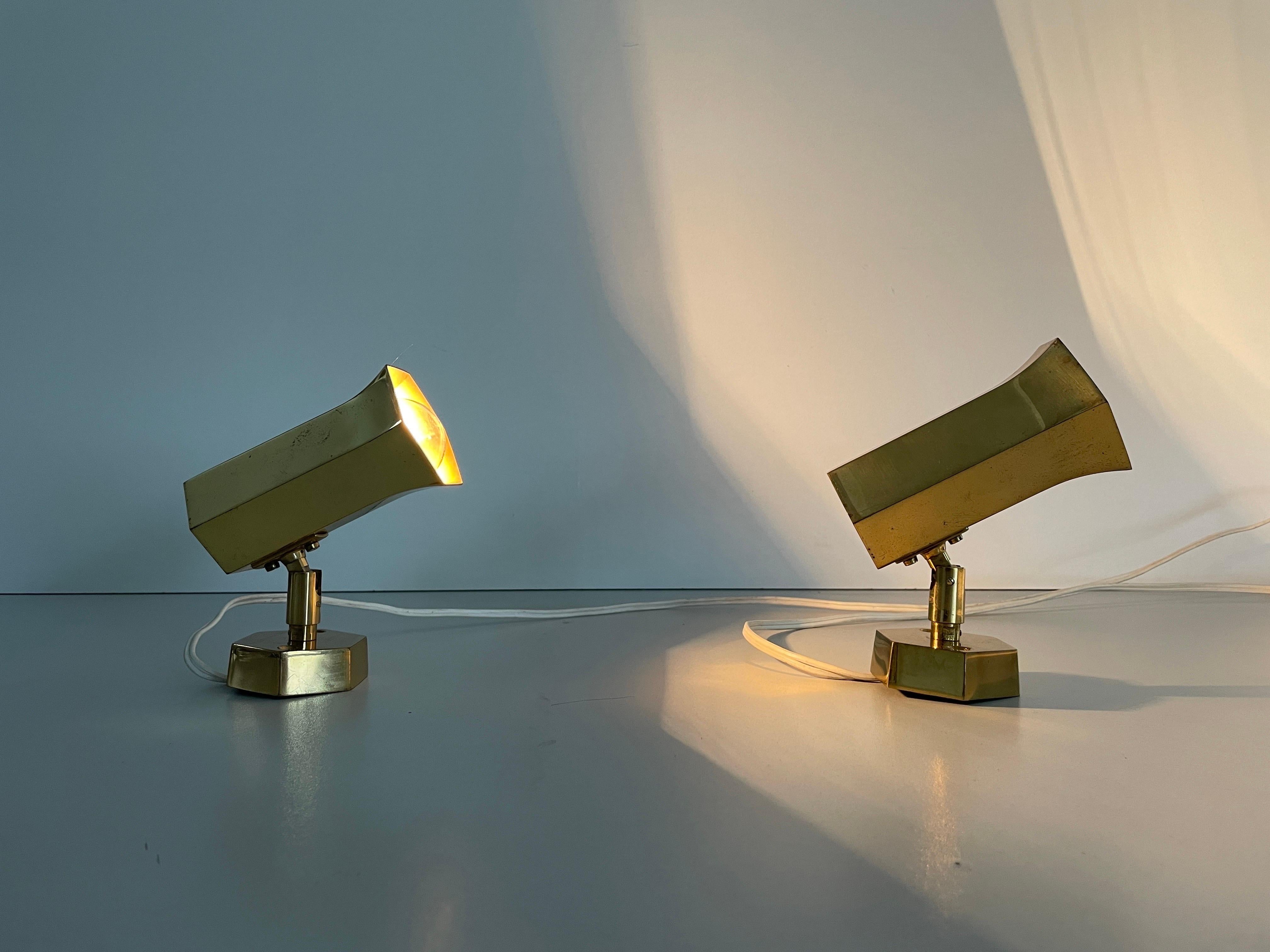 Coppia di lampade geometriche in ottone di Schröder, anni '60, Germania in vendita 1