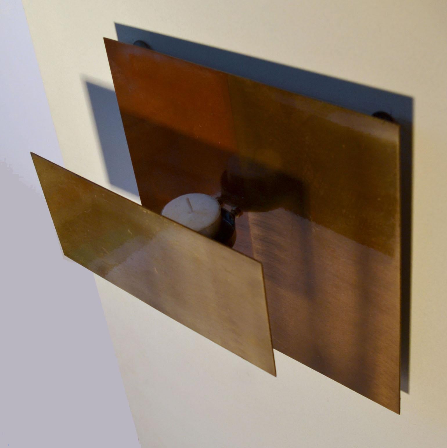 Portavelas geométricos de pared de latón y relieve geométrico de pared en venta 3