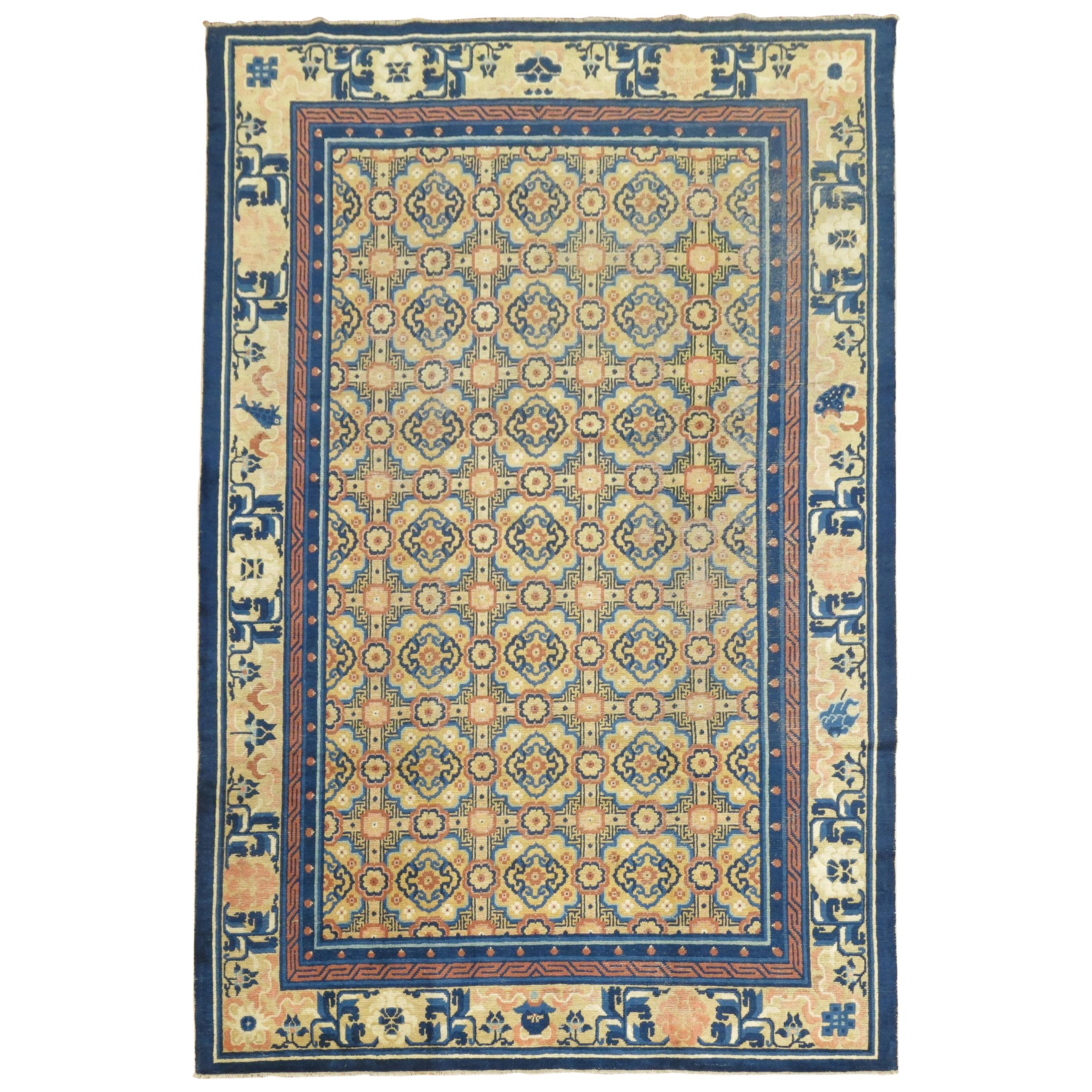 Geometric Chinese Intermediate Size 20th Century Wool Rug For Sale