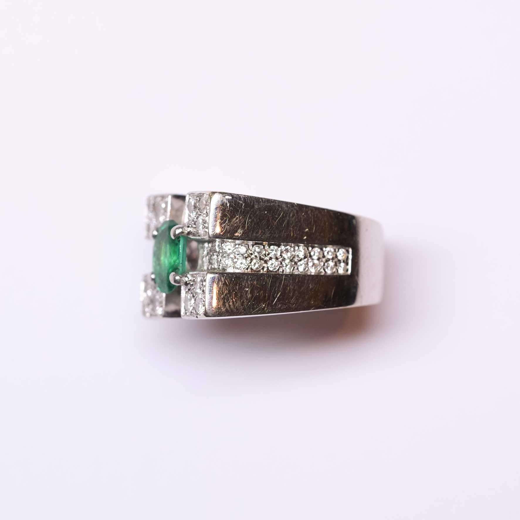 Round Cut Geometric Cocktail Ring with Emeralds and Diamonds For Sale