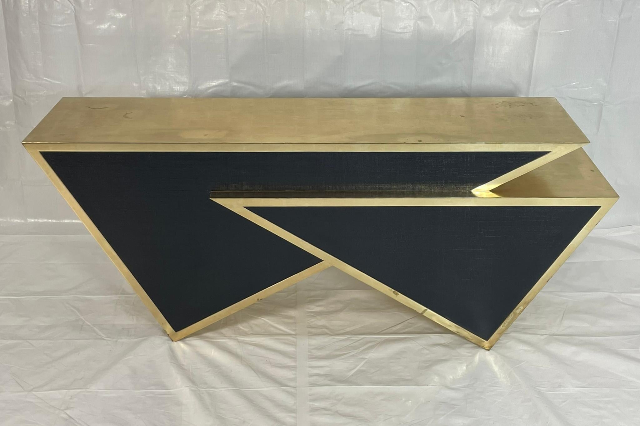 Tavolo da console geometrico in foglia d'argento di Meuble Decor, Los Angeles in vendita 2