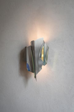 Lámpara de pared geométrica Cross Bitume XL de Jennifer Midoz