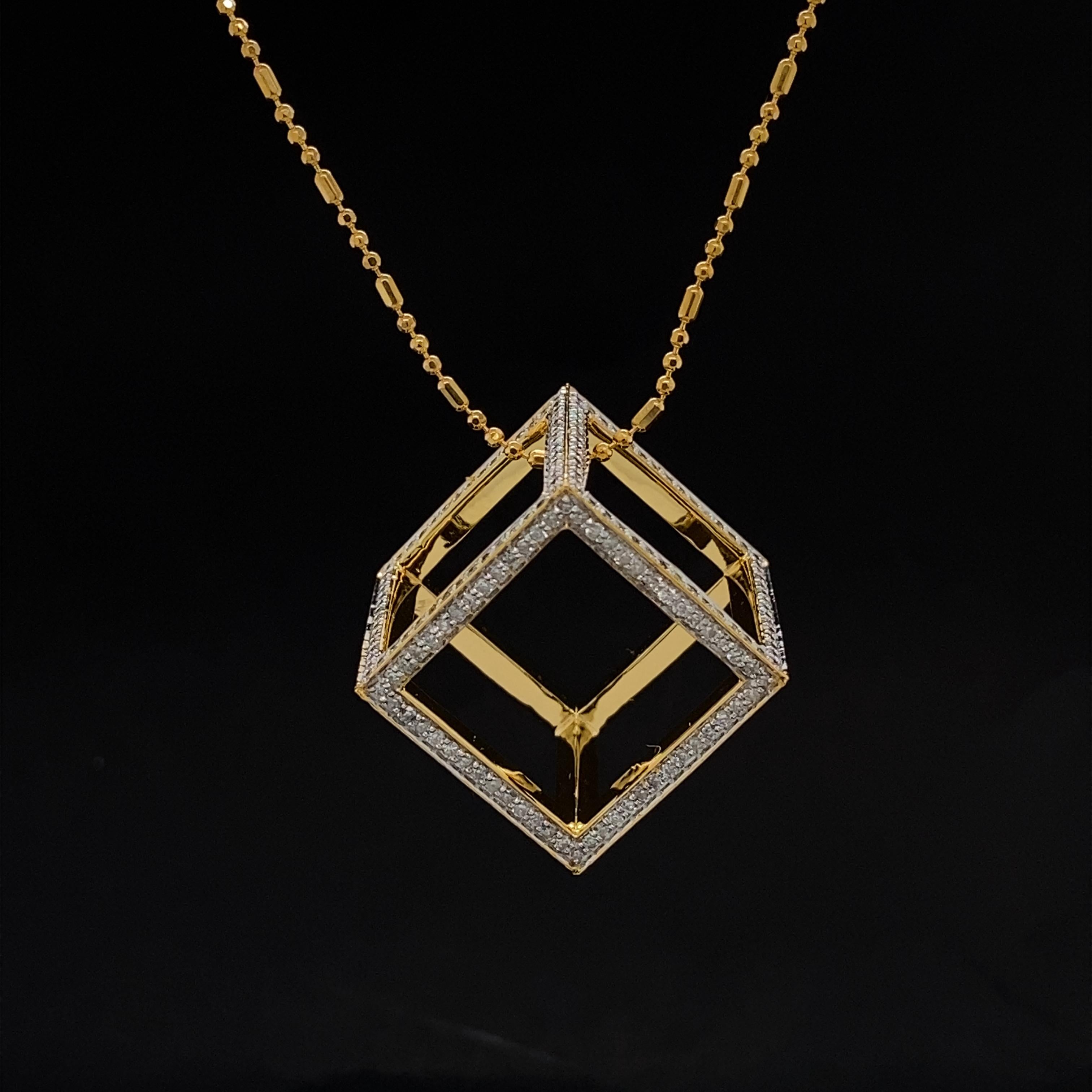 Round Cut 3D Cube Diamond Pendant in 18k Solid Gold For Sale