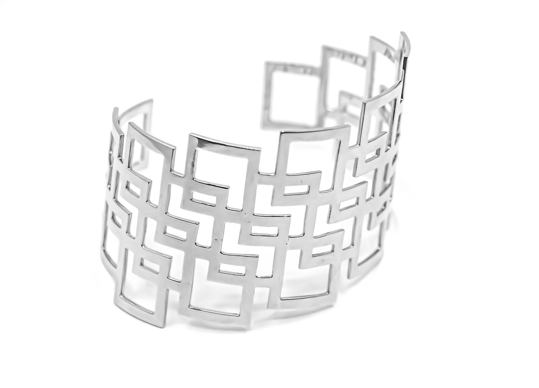 Geometric Cuff Bracelet in 18kt Solid White Gold

Cuff can be made in any wrist size