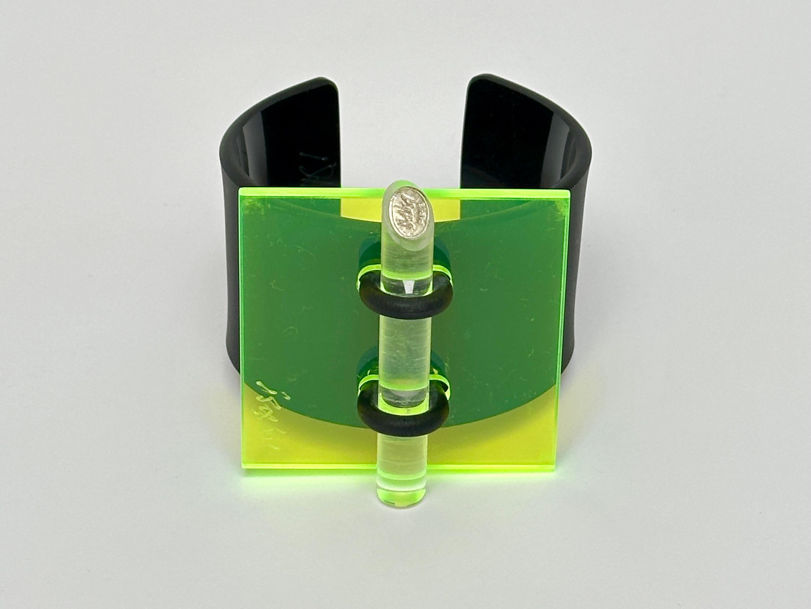Space Age Geometric Cuff, Isaky, Paris c. 1980 For Sale