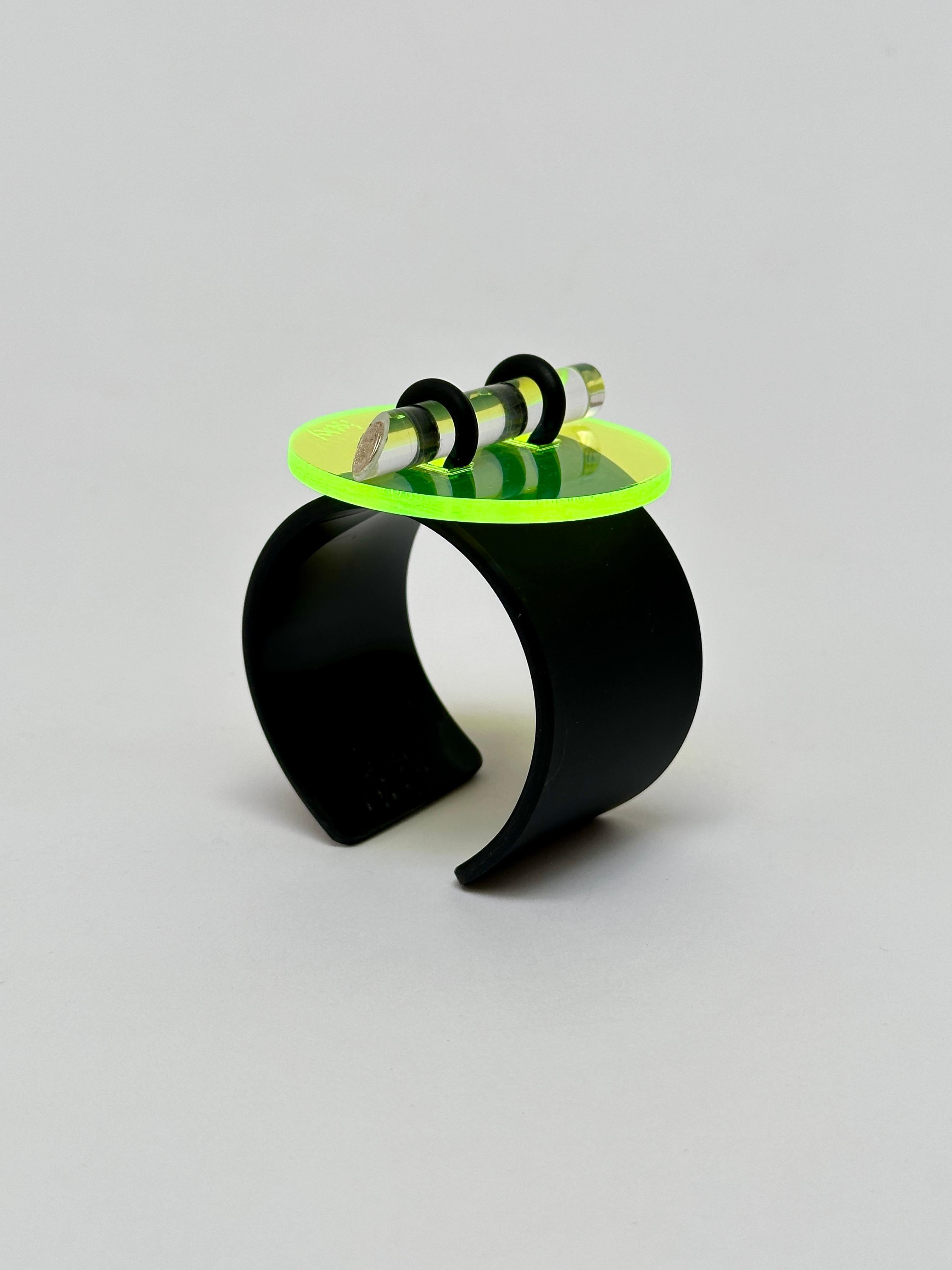 Space Age Geometric Cuff, Isaky, Paris c. 1980 For Sale