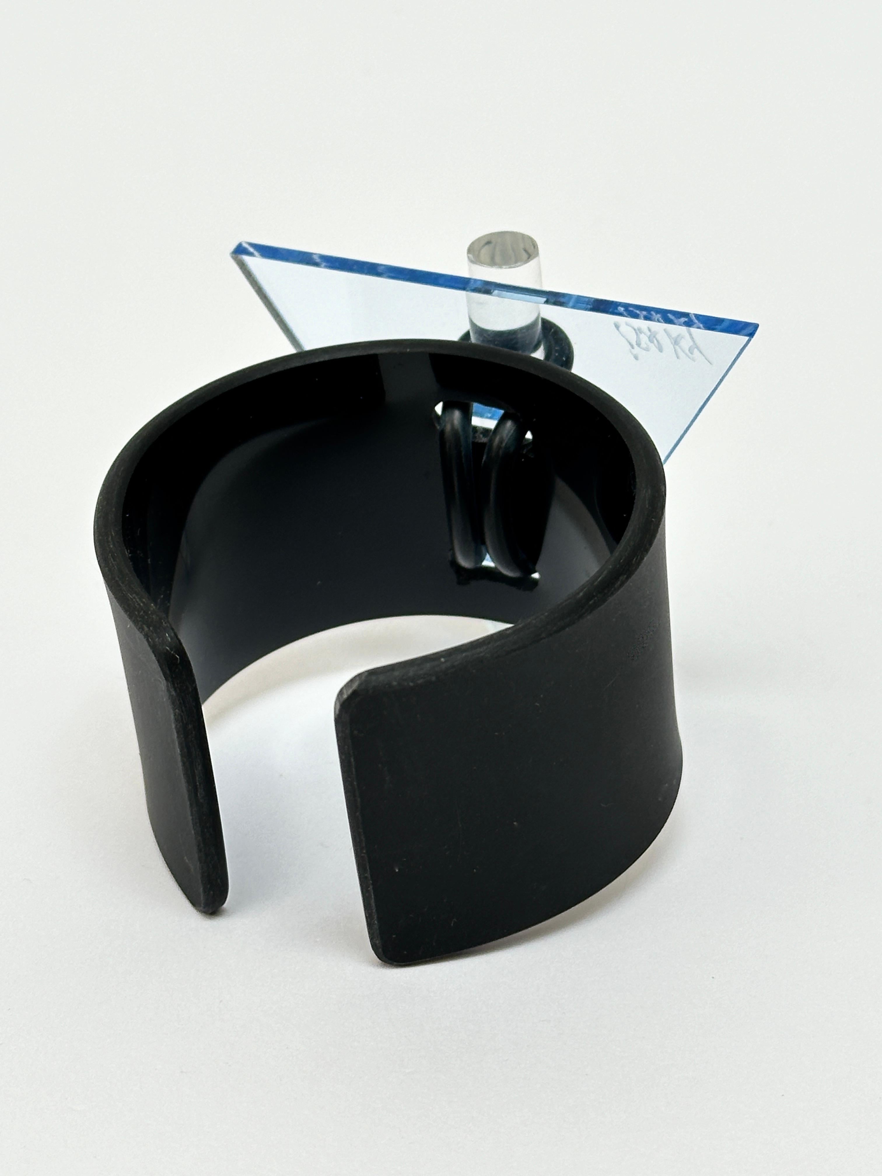 Geometric Cuff, Isaky, Paris c. 1980 In Good Condition For Sale In St Ouen, FR