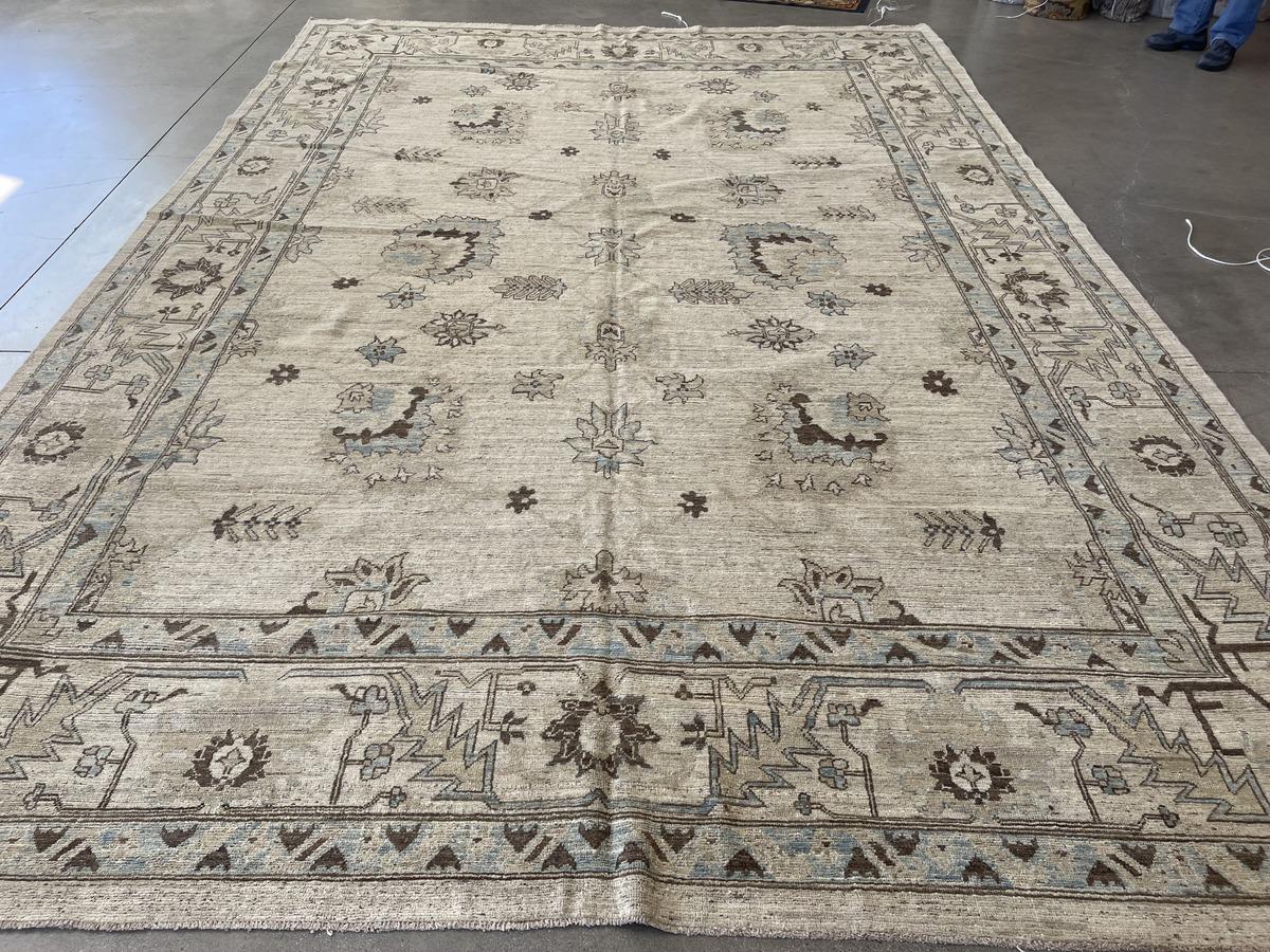 Hand-Knotted Geometric Design Area Rug For Sale